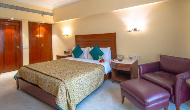 02 Bedroom Apartment (Enjoy Happy Hours with 1+1 offer on Alcoholic Beverages, Soft Beverages)
