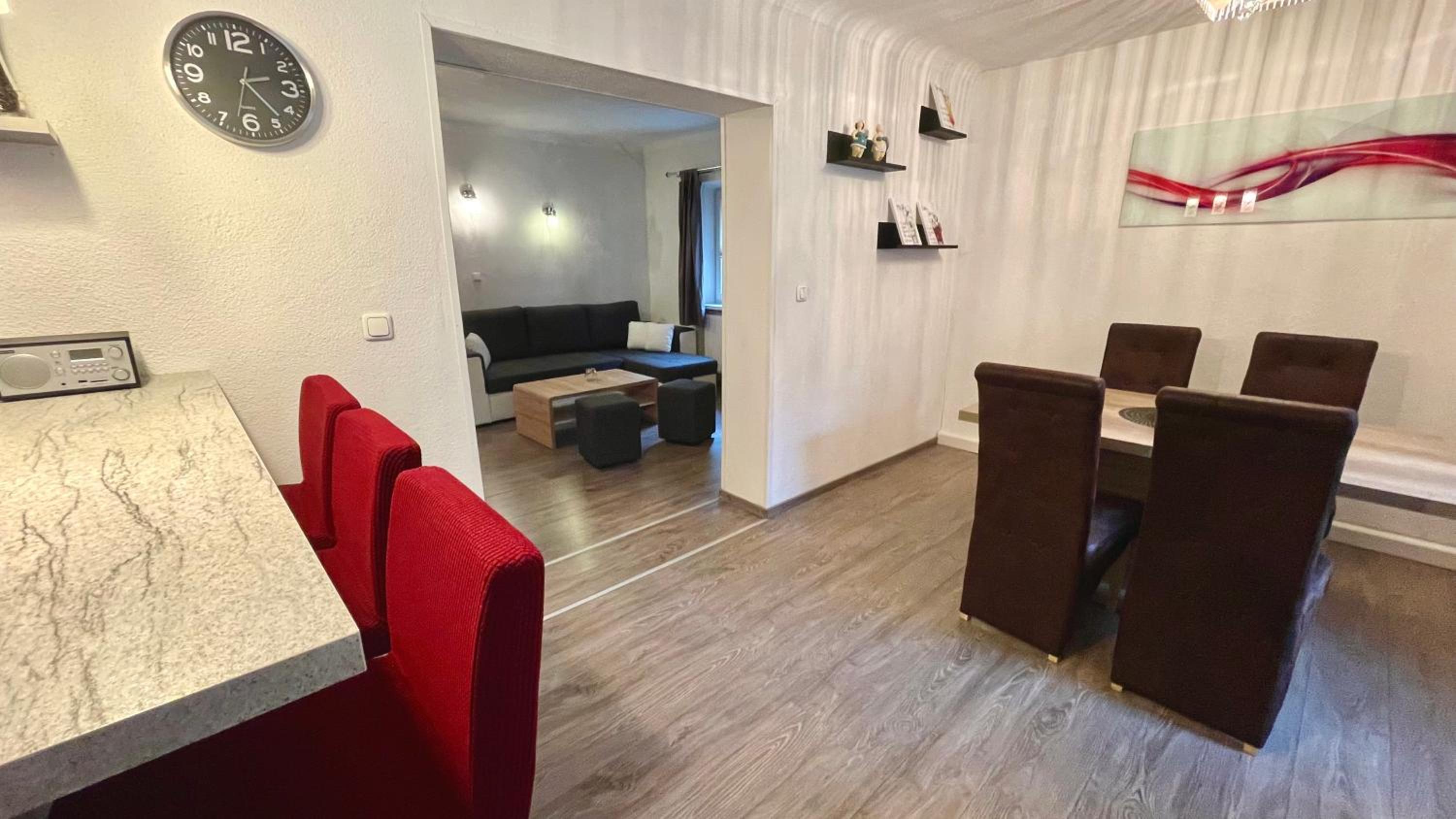 Studio Apartment photo 1