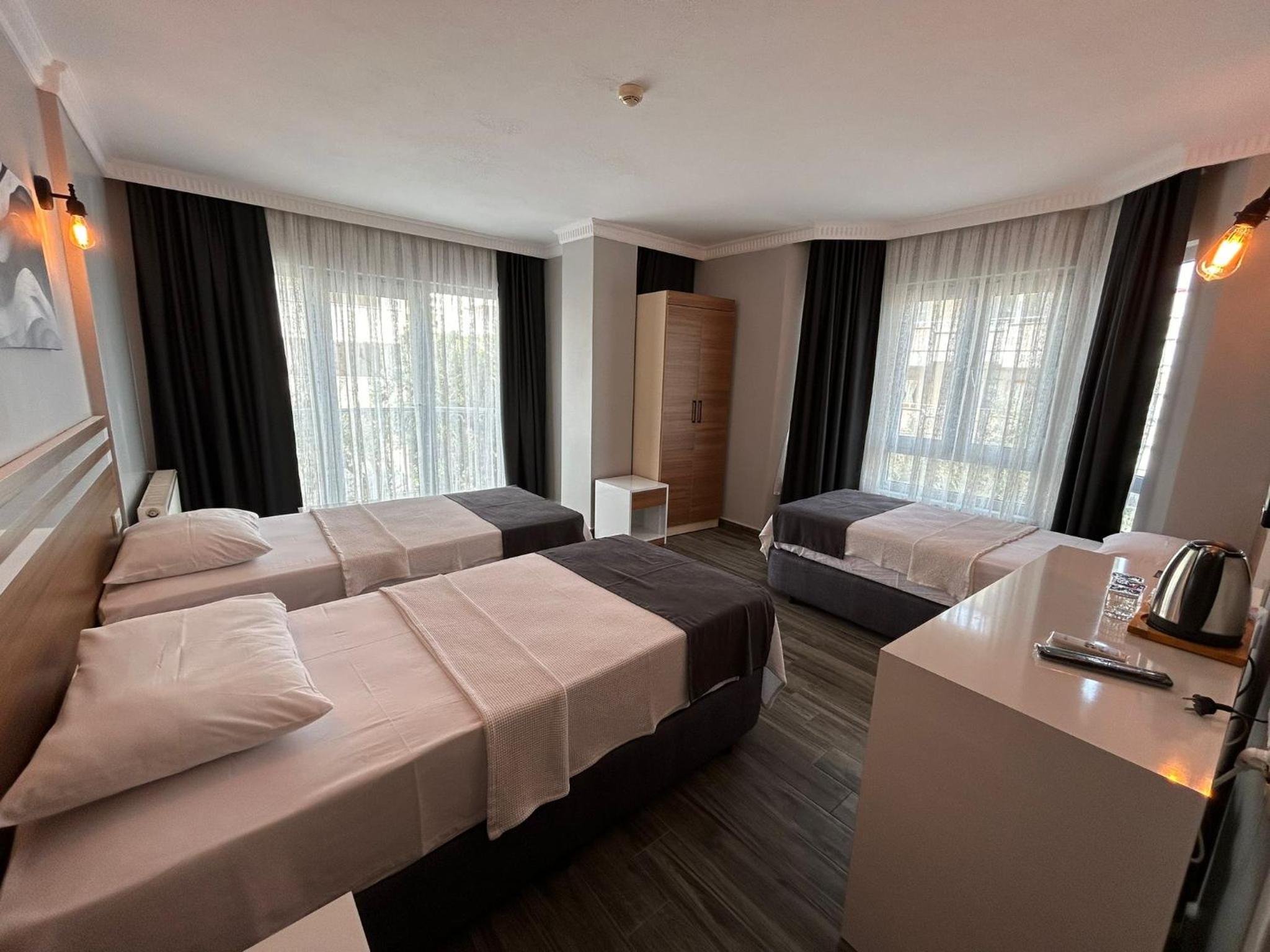 Triple Room With Mountain View photo 2
