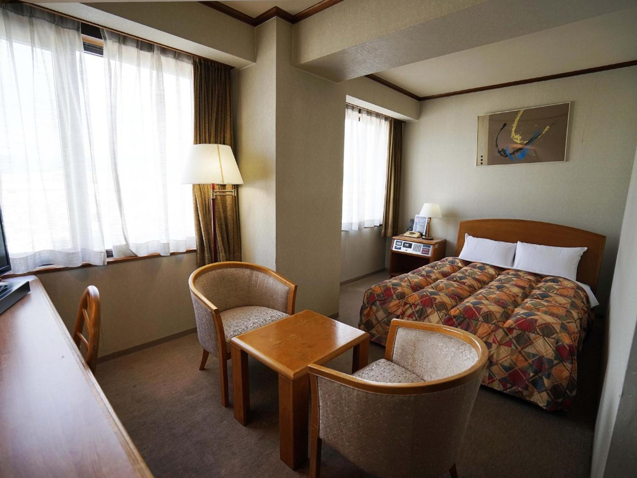 Double Room - Non-Smoking  - Photo 1