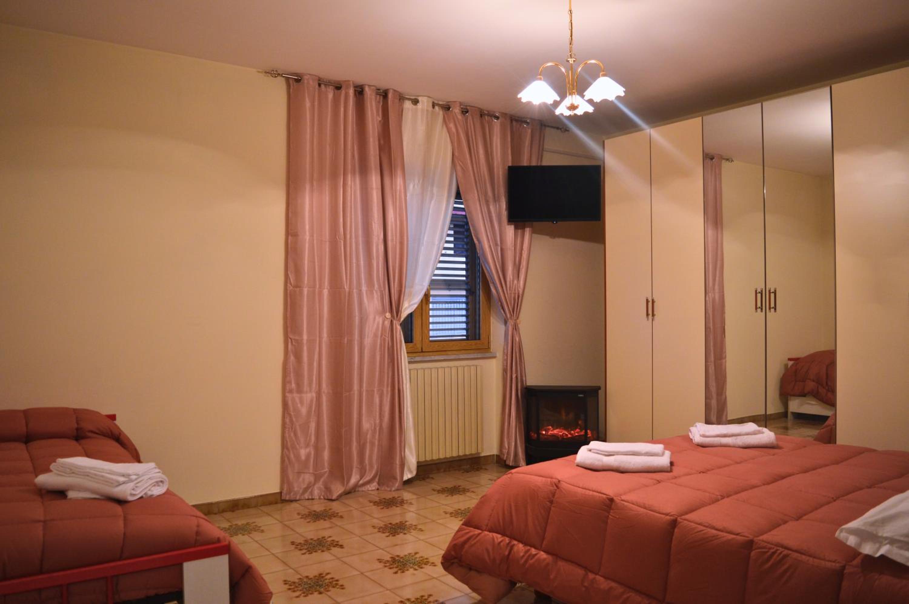 Standard Triple Room photo 3
