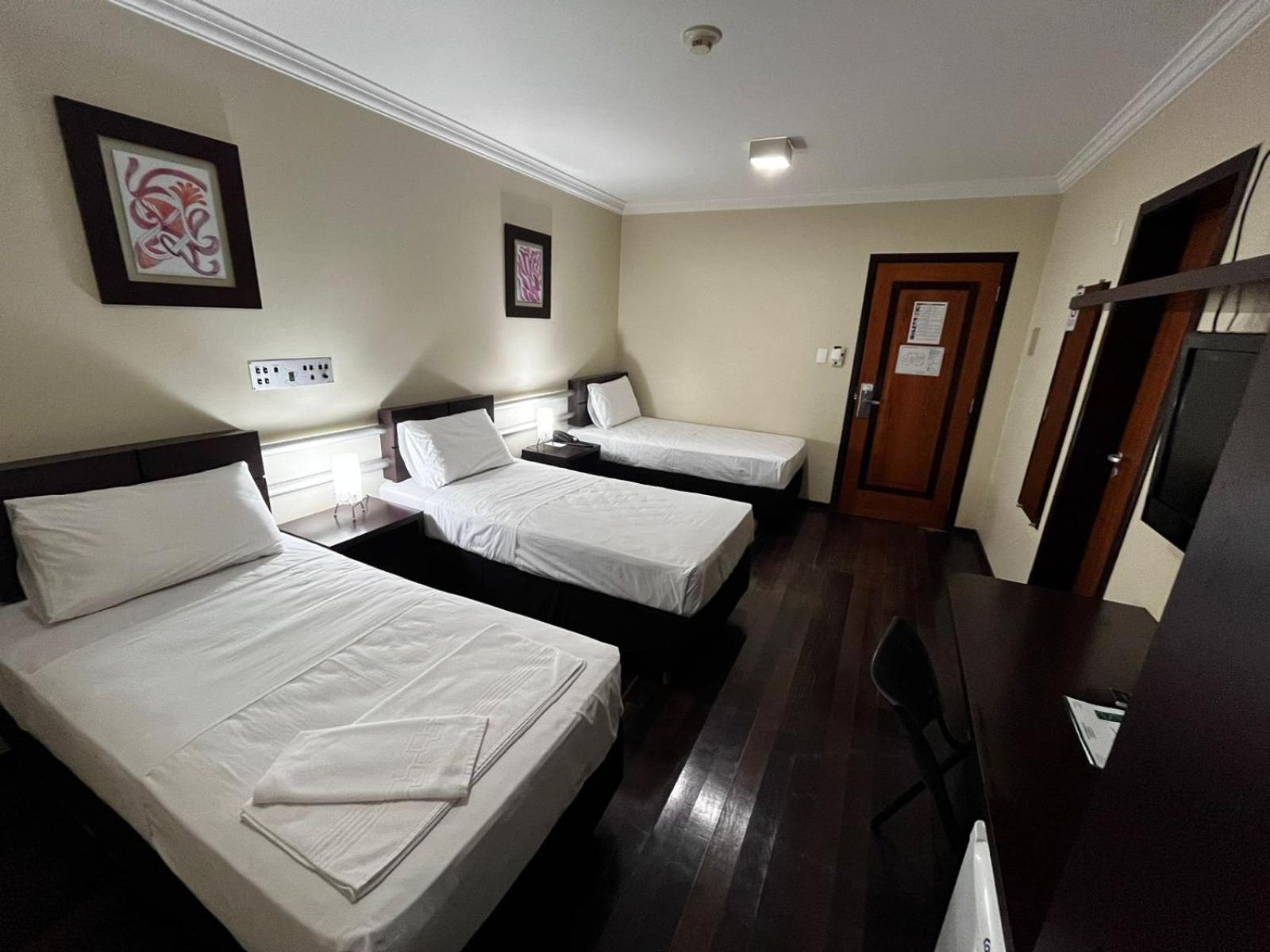Deluxe Triple Room