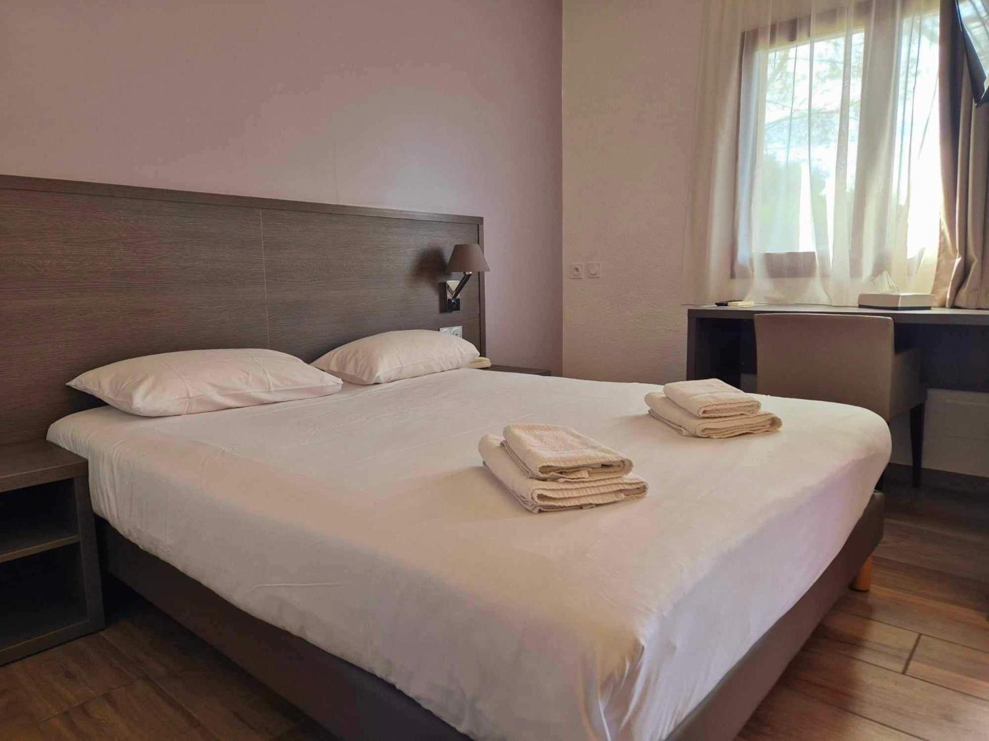 Superior Double Room - Photo 1