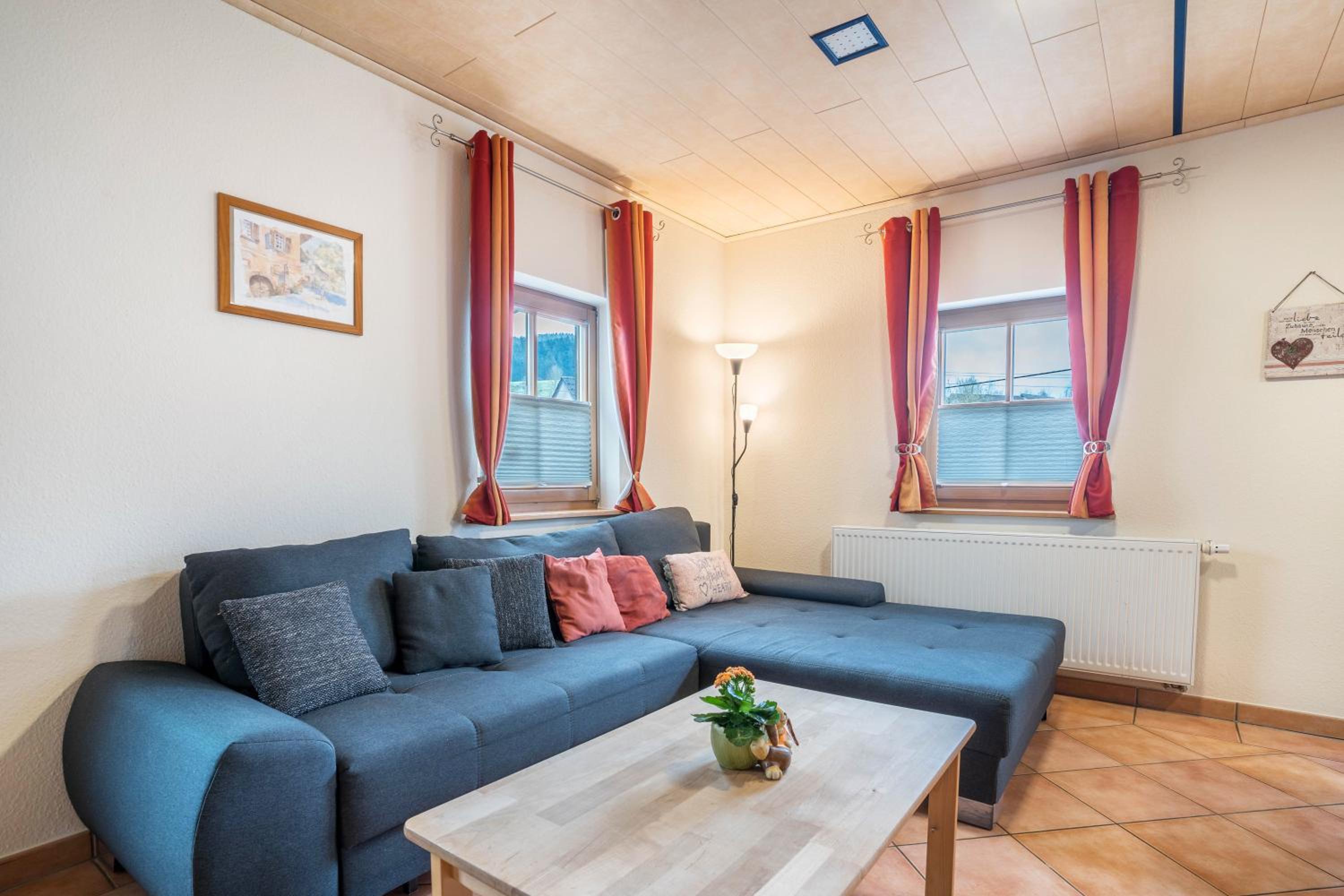 Two-Bedroom Deluxe Apartment with Garden View photo 1