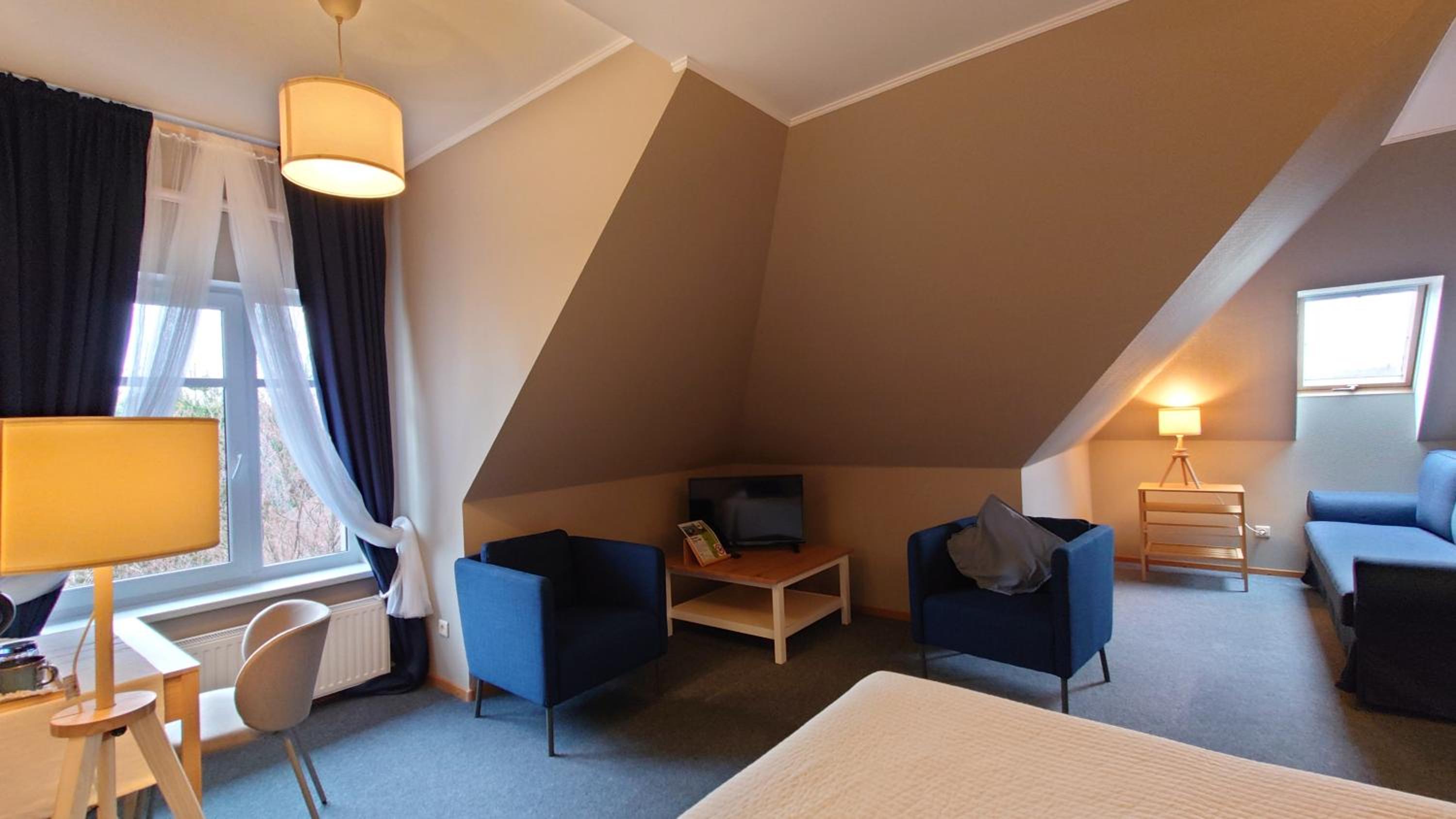 Double or Twin Room photo 2