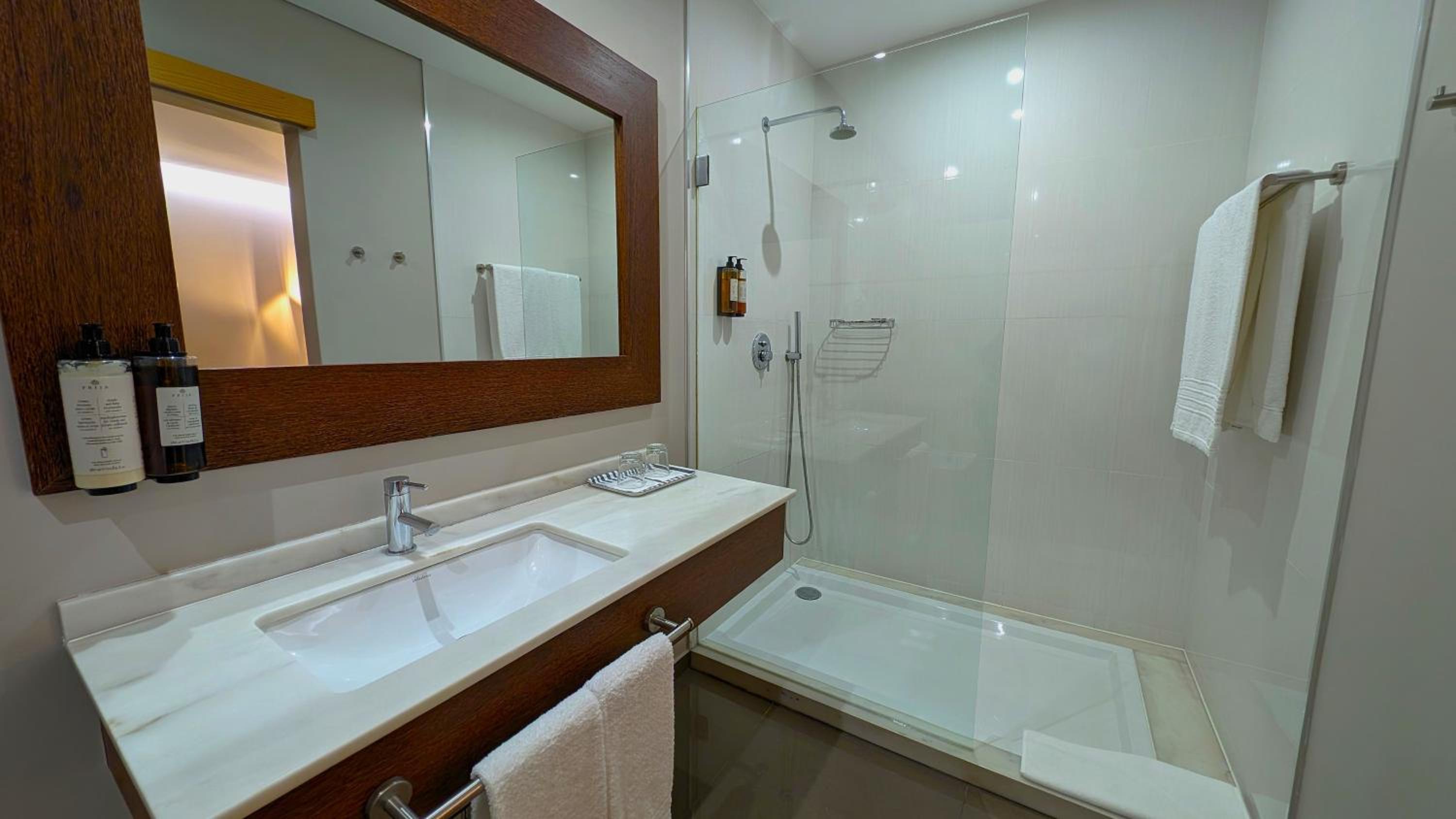 Double Room - Photo 3