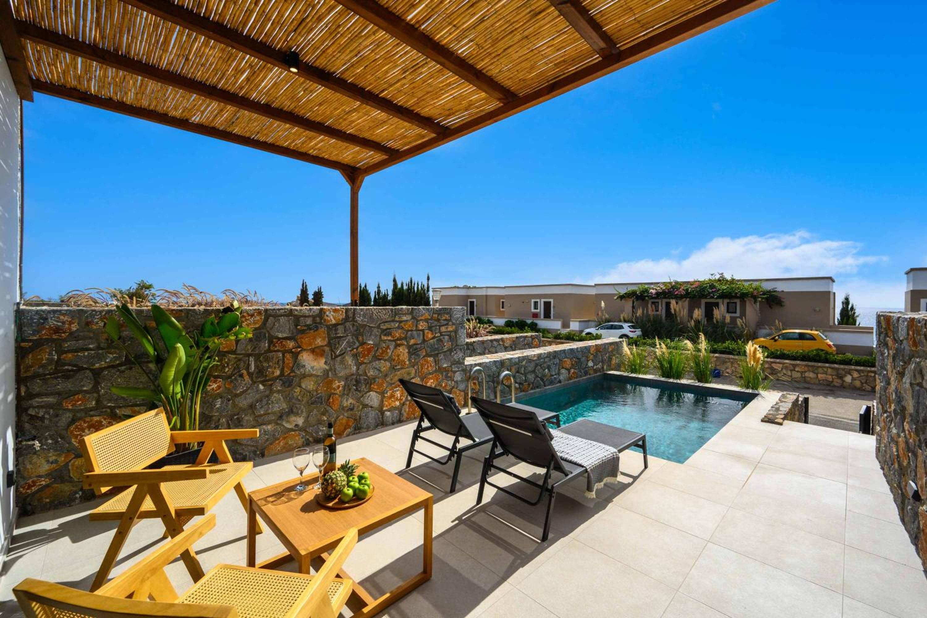 Villa photo 2