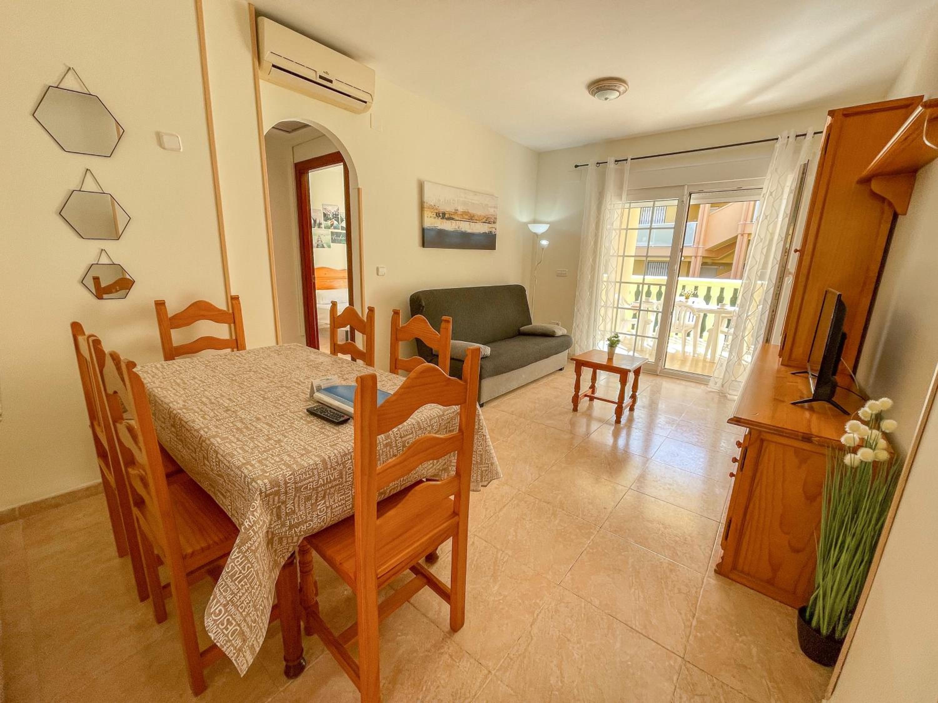 Two-Bedroom Apartment (4-6 Adults) photo 3