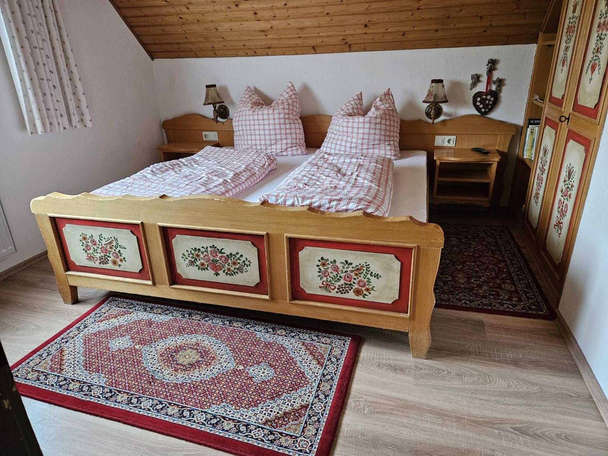 Superior One-Bedroom Apartment with Balcony