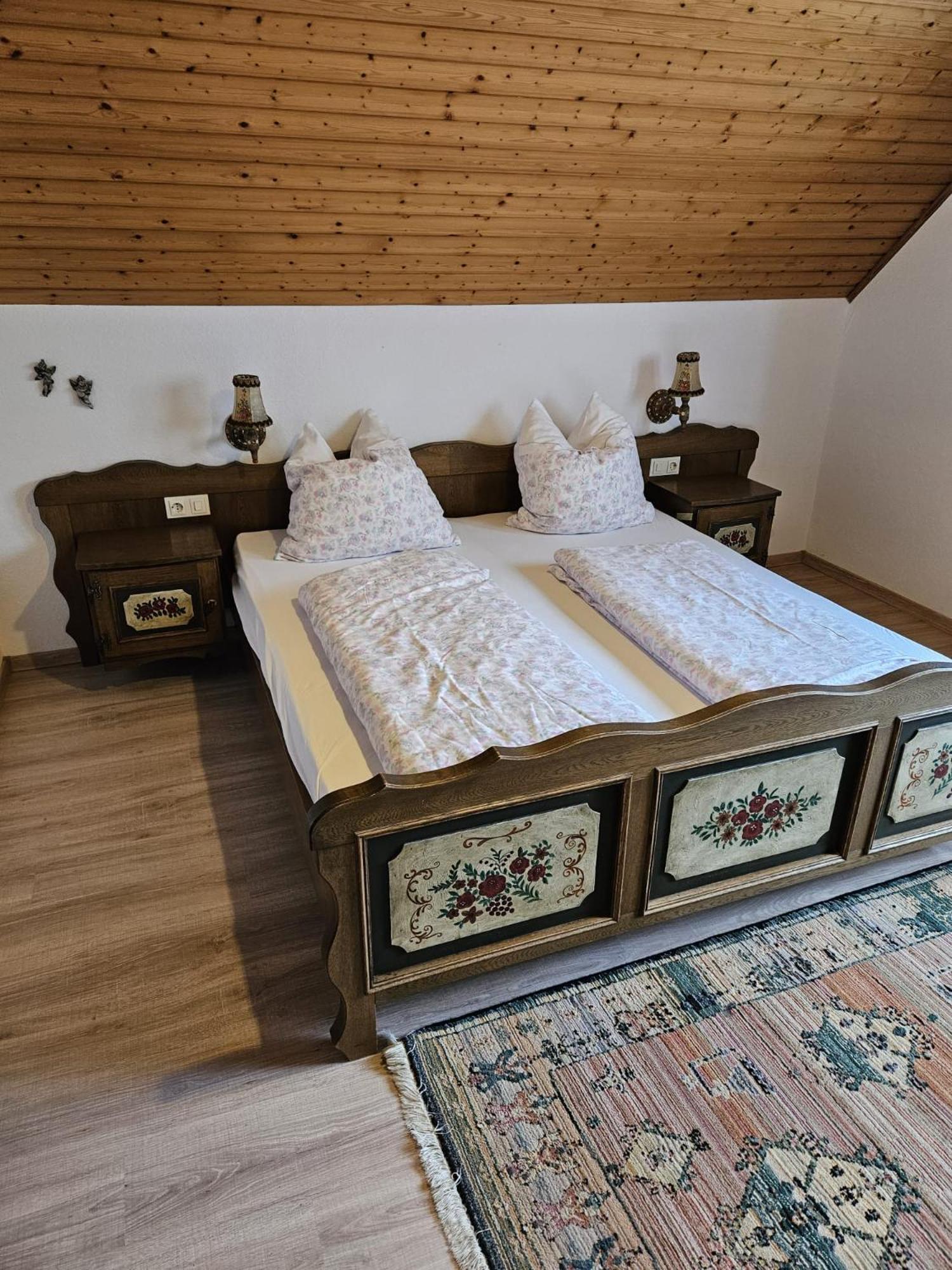 Superior One-Bedroom Apartment with Balcony