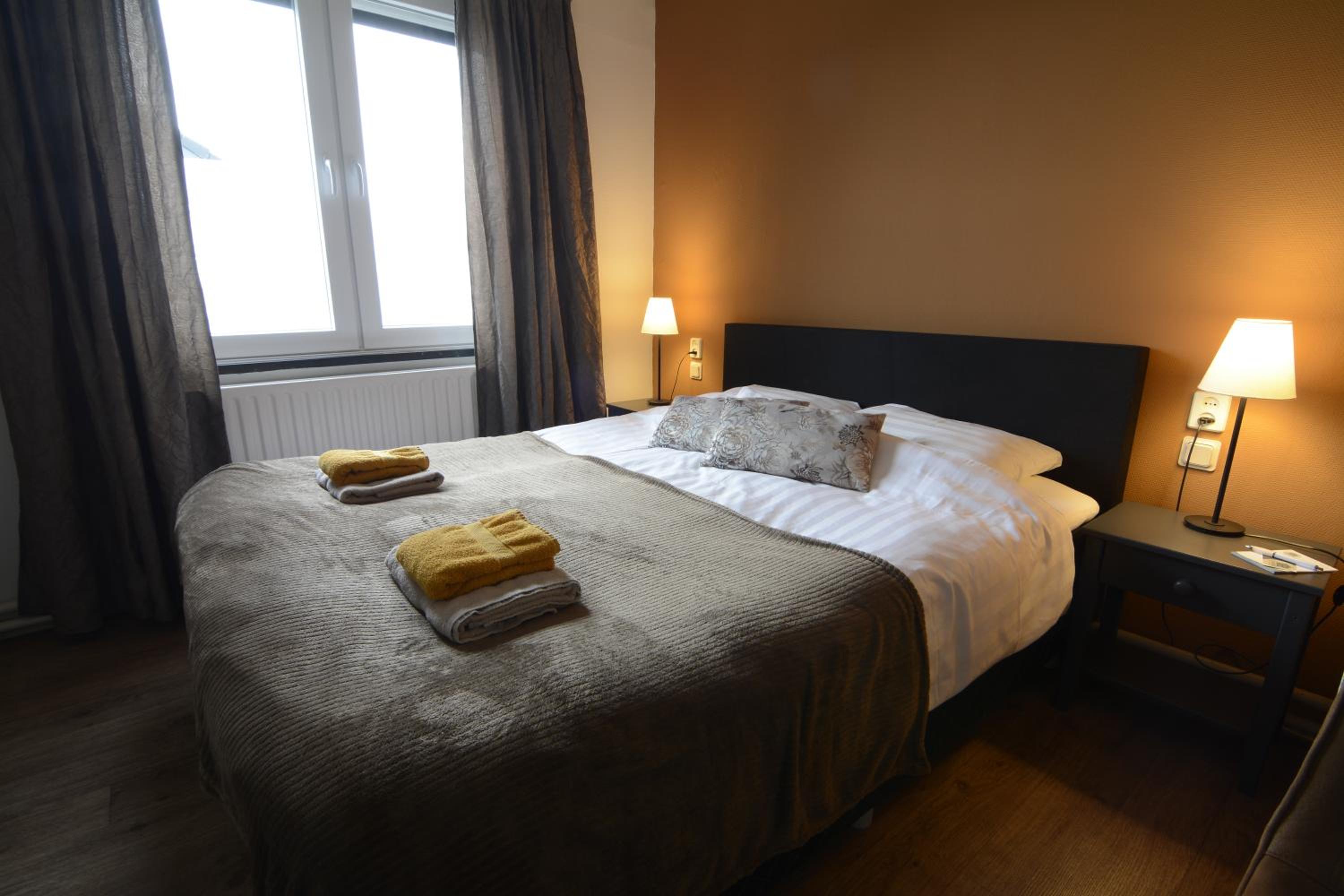 Double Room with Private External Toilet 9  - Photo 3