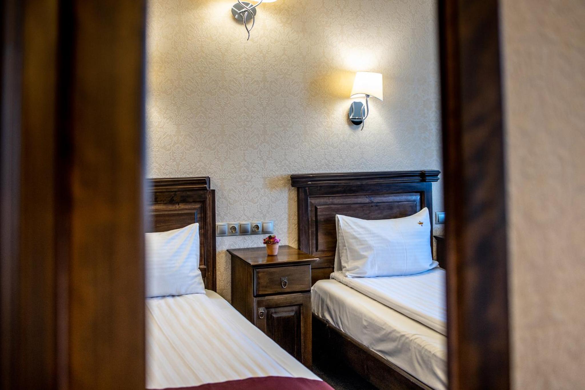 Double Room - Photo 1