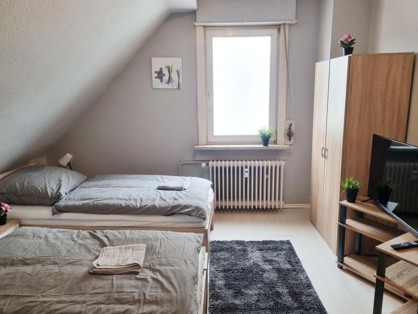 Three-Bedroom Apartment photo 2