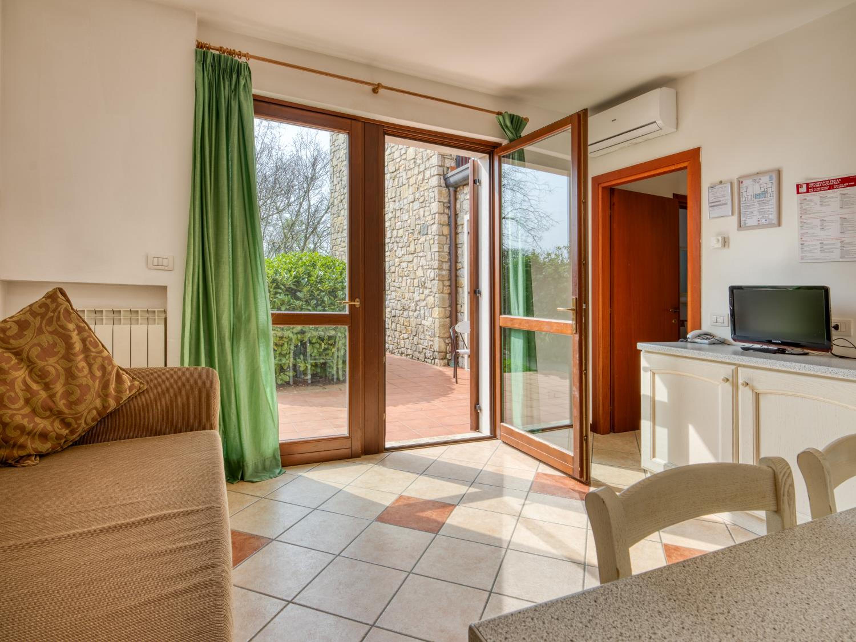 One-Bedroom Apartment (3 Adults)