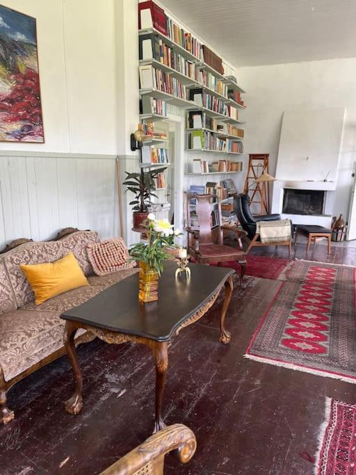 Four-Bedroom House photo 2