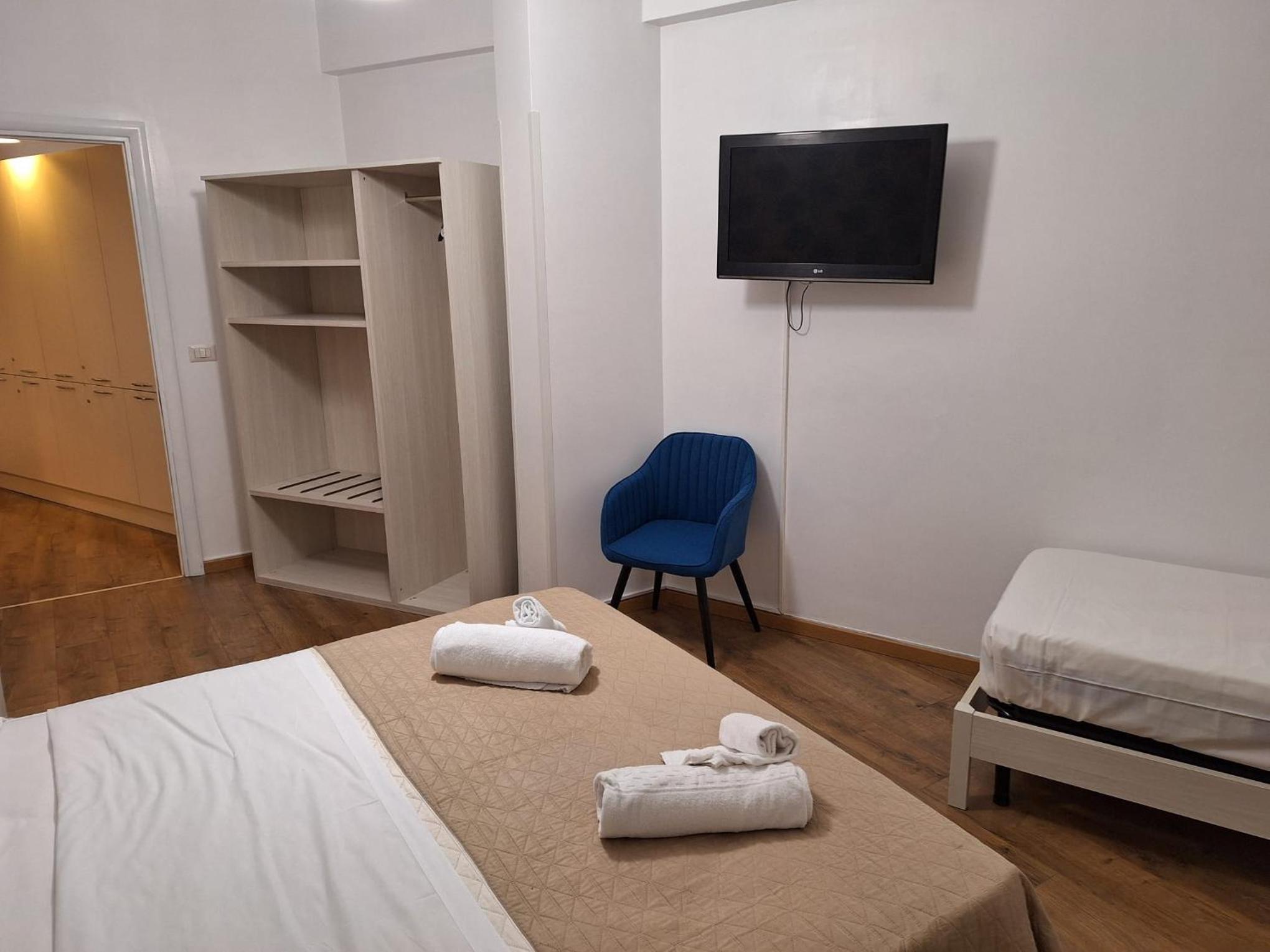 Triple Room with Private External Bathroom