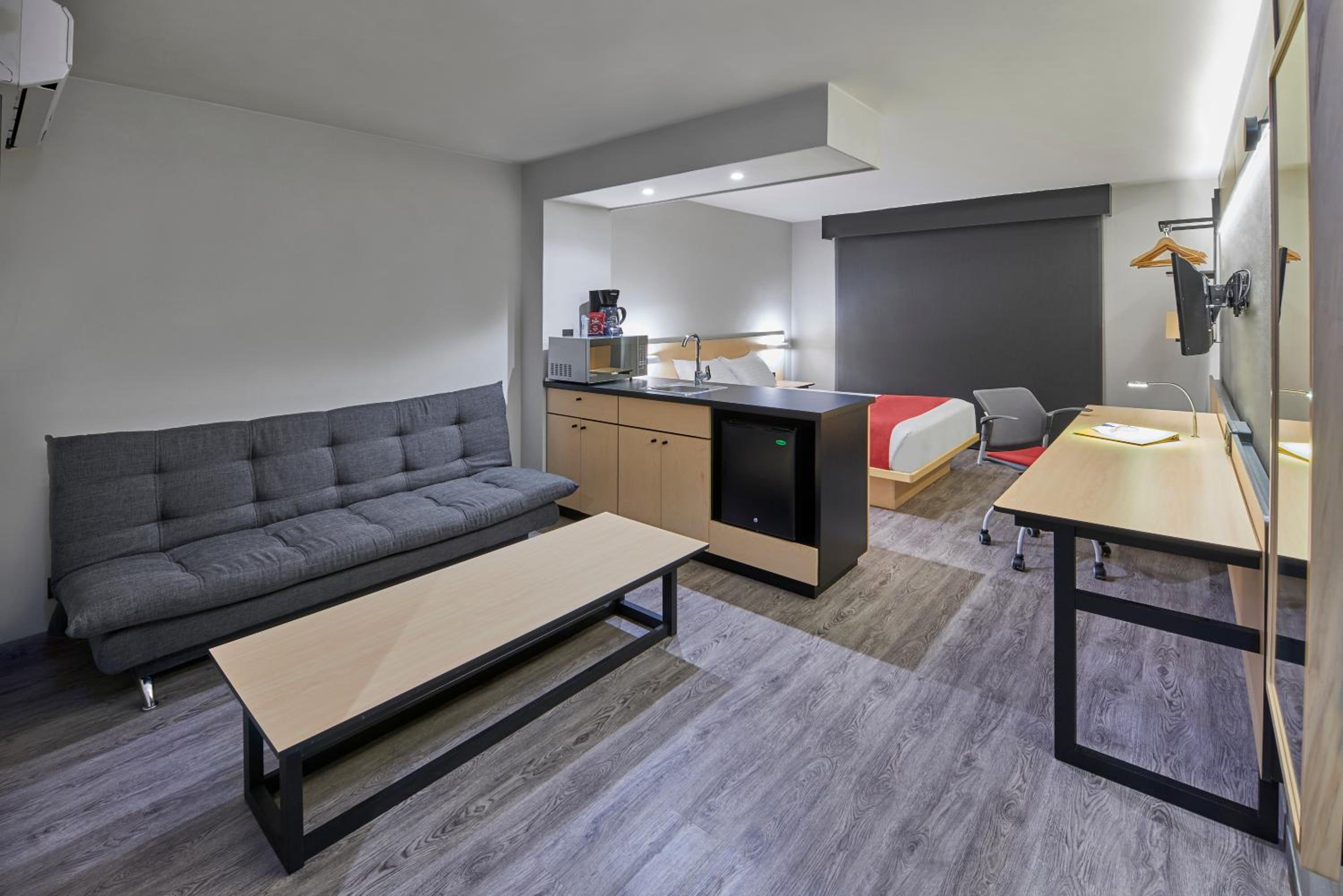 Queen Suite with Sofa Bed - Photo 1