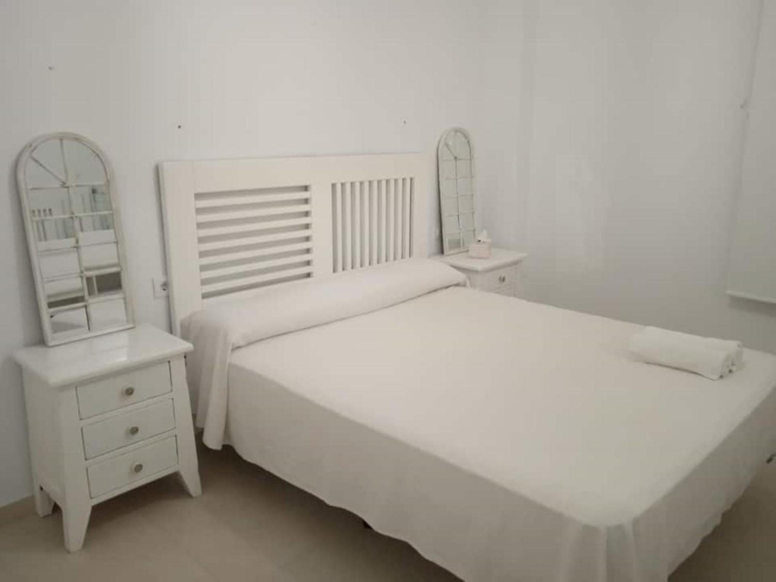 Two-Bedroom House photo 2
