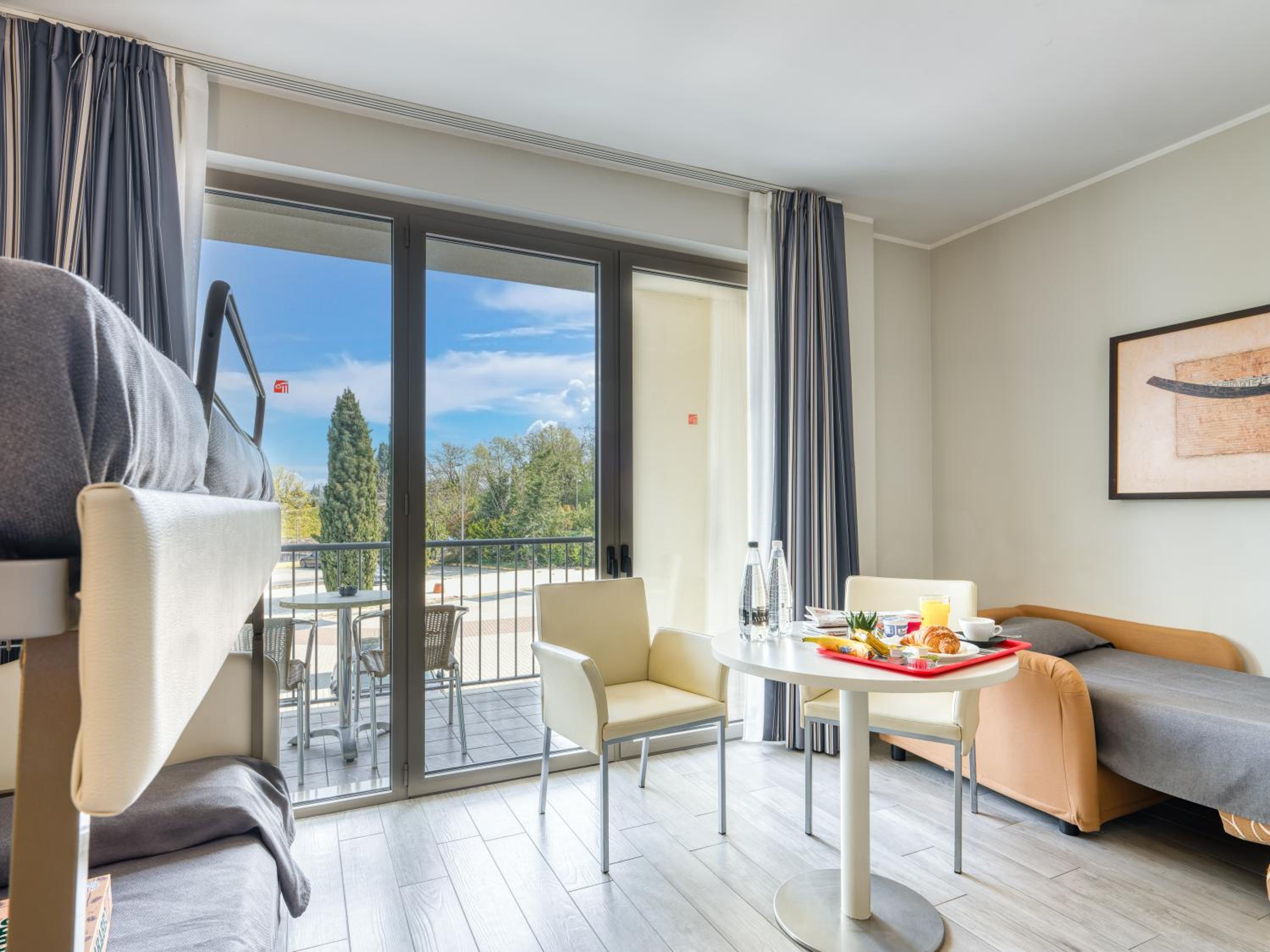 Quintuple Room - Photo 10