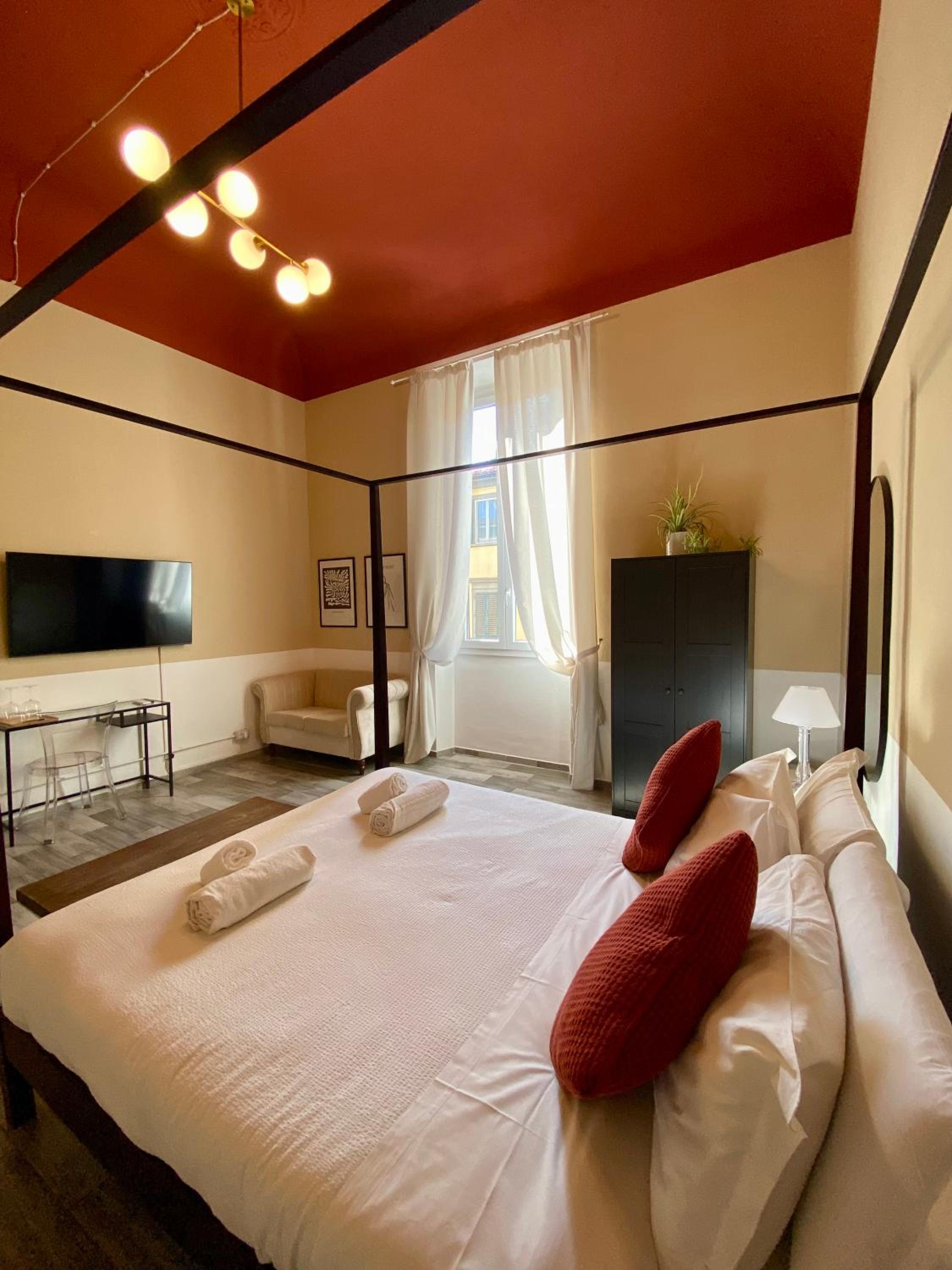 Double Room with Private External Bathroom photo 2