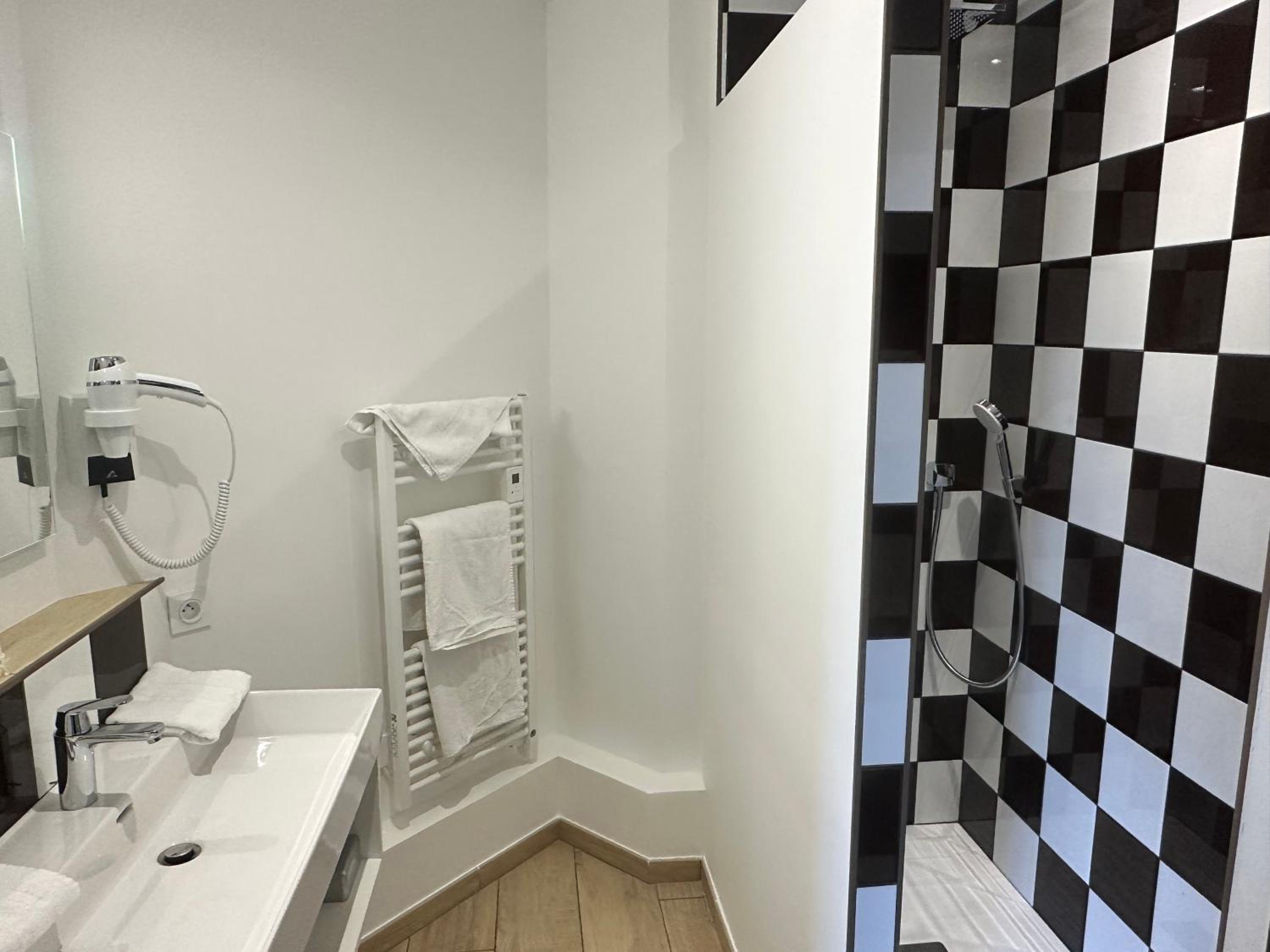 Privilege Double Room - Photo 13