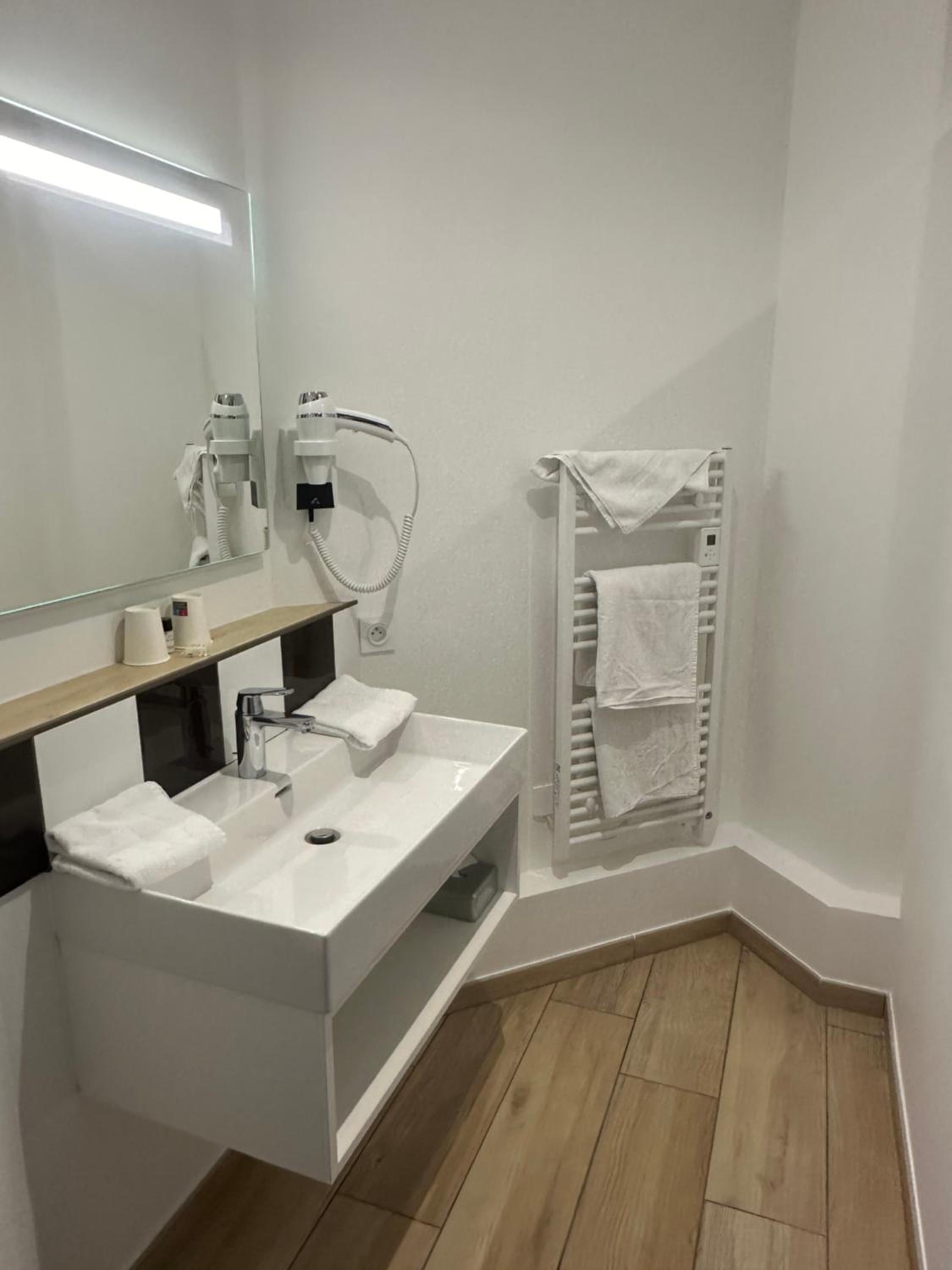 Privilege Double Room - Photo 11