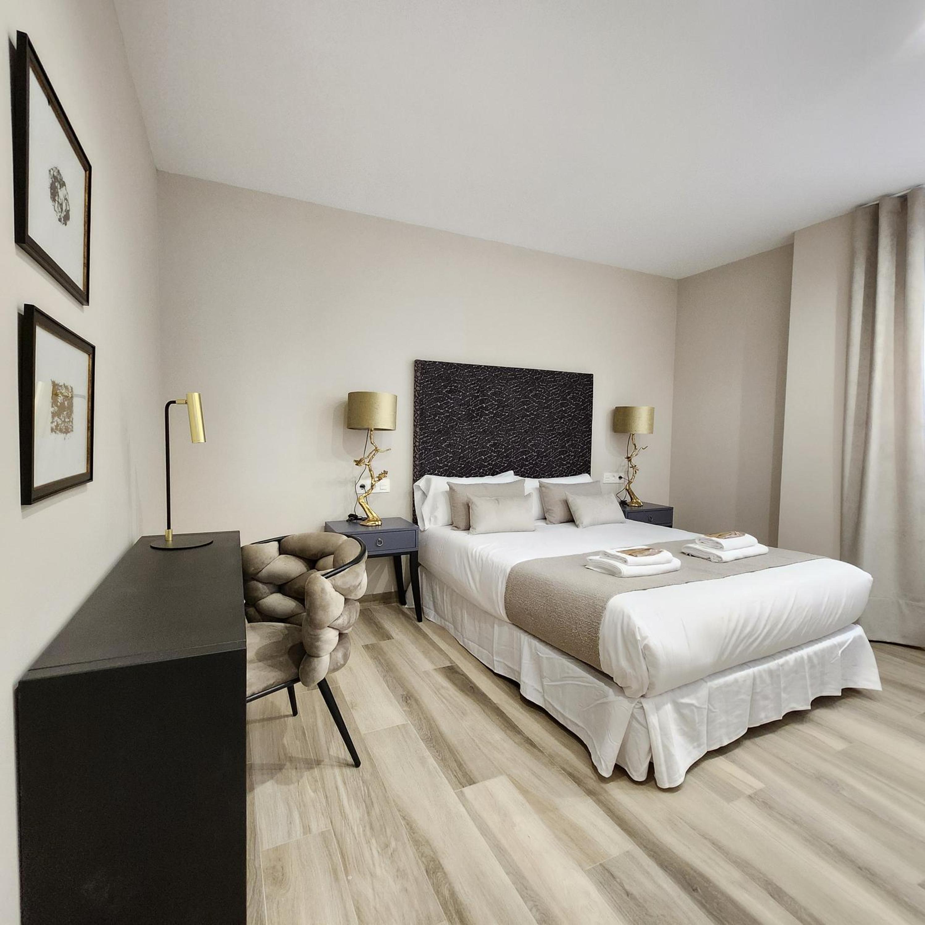 Apartamento con Balcón