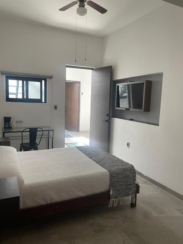 Deluxe Room - Photo 1