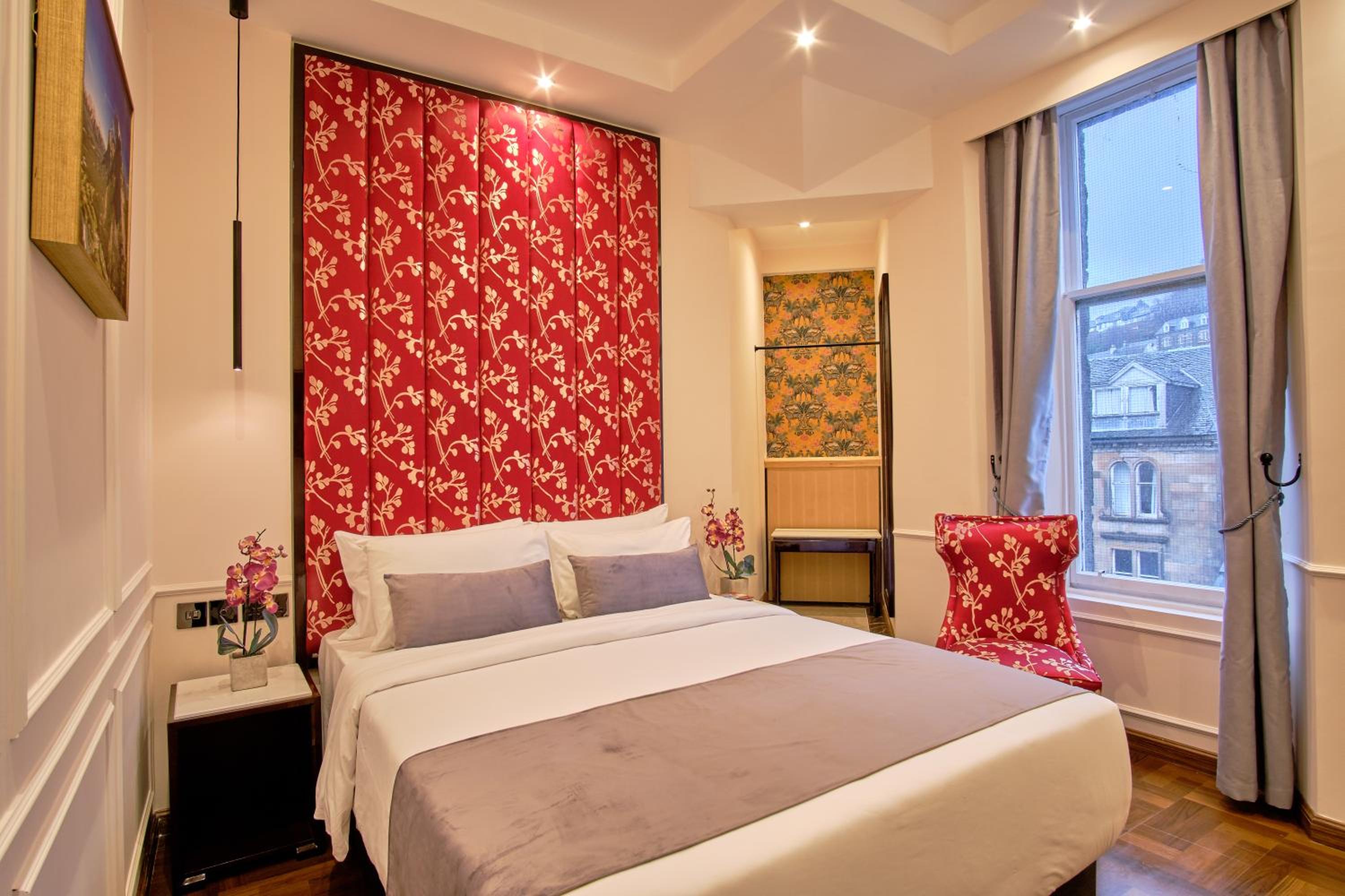 Petite Colosseum Double Room - Photo 1