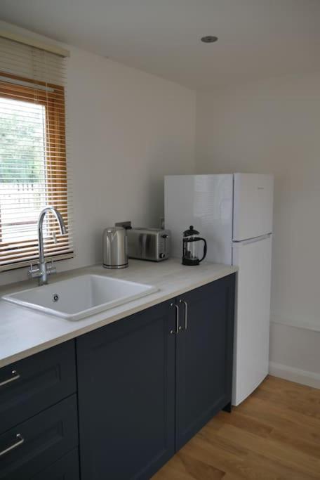 One-Bedroom House photo 2