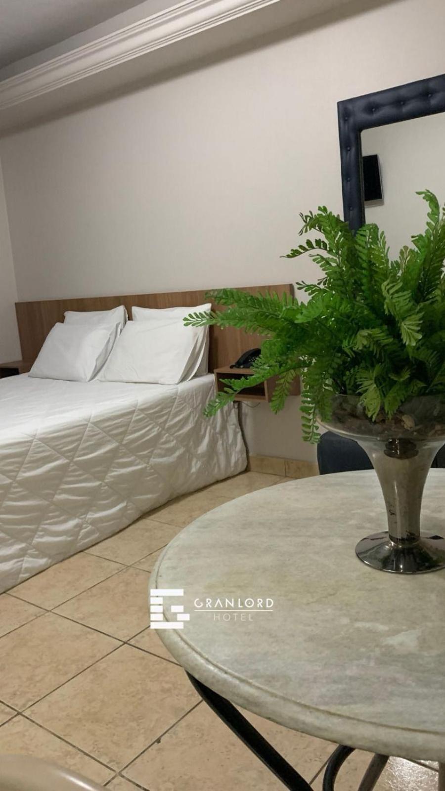 Single Room with Private Bathroom photo 2