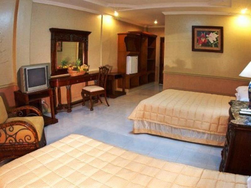 Deluxe Twin Room with Balcony photo 1