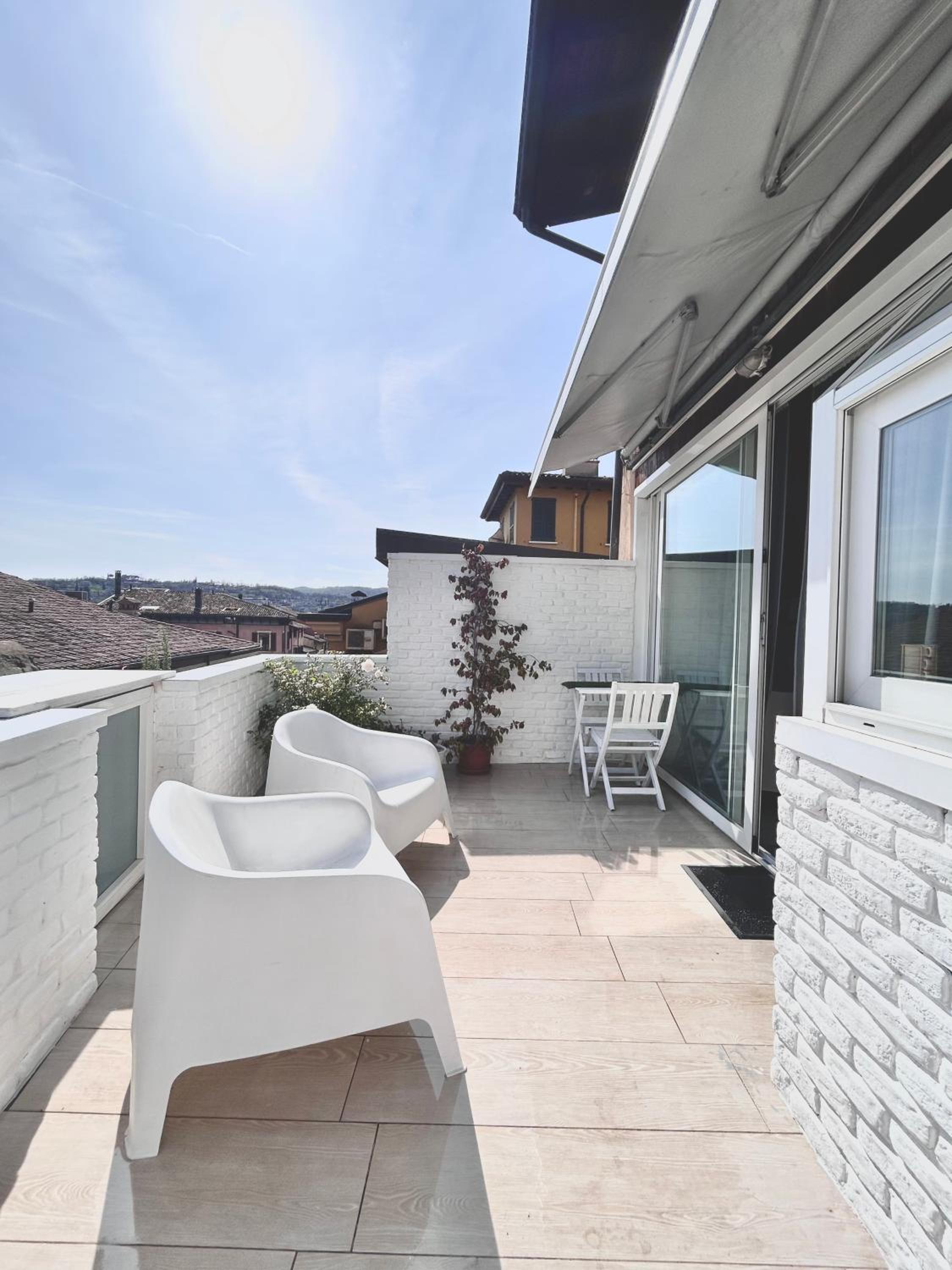 Two-Bedroom Penthouse Apartment with Terrace - Photo 34