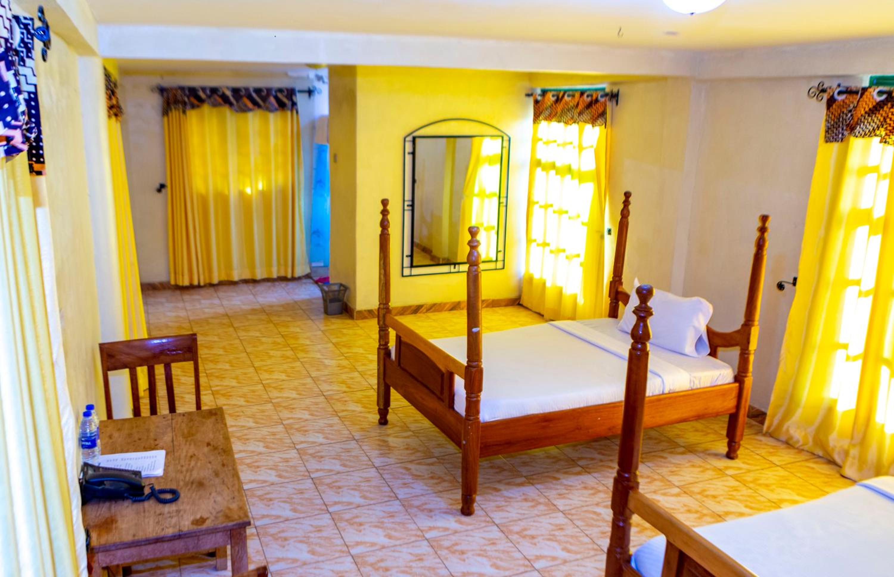 Standard Twin Room photo 1