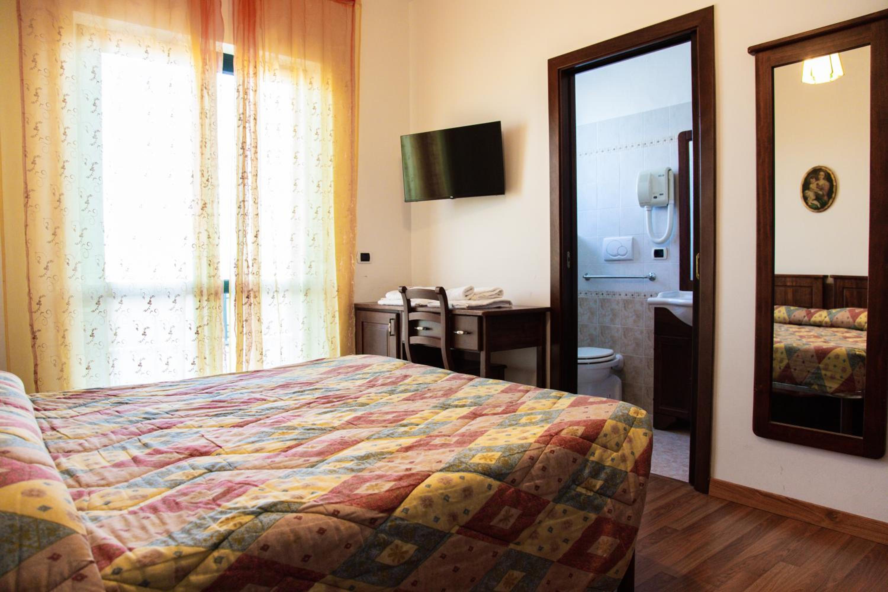Triple Room photo 2