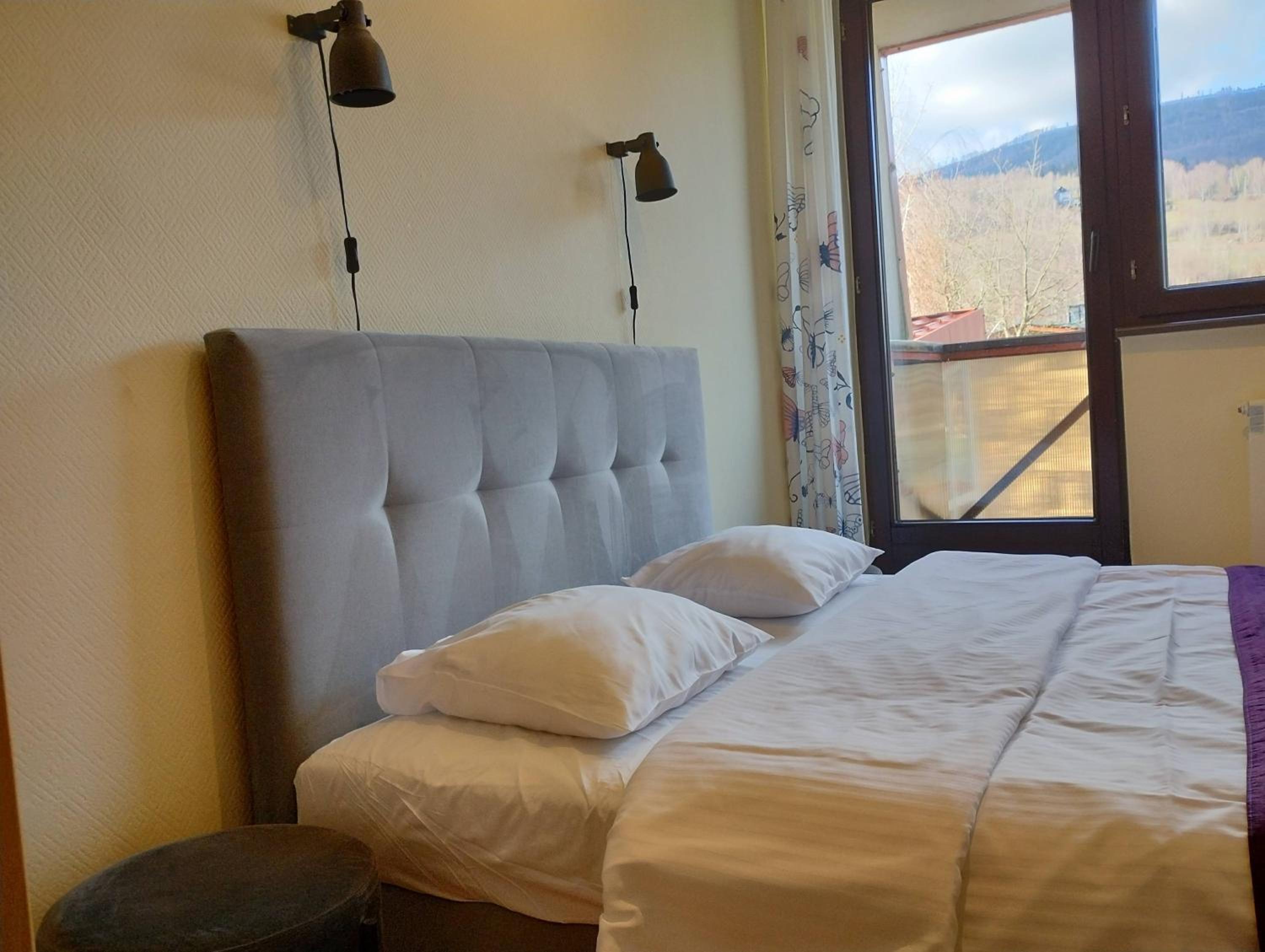 Double Room with Balcony - Photo 1