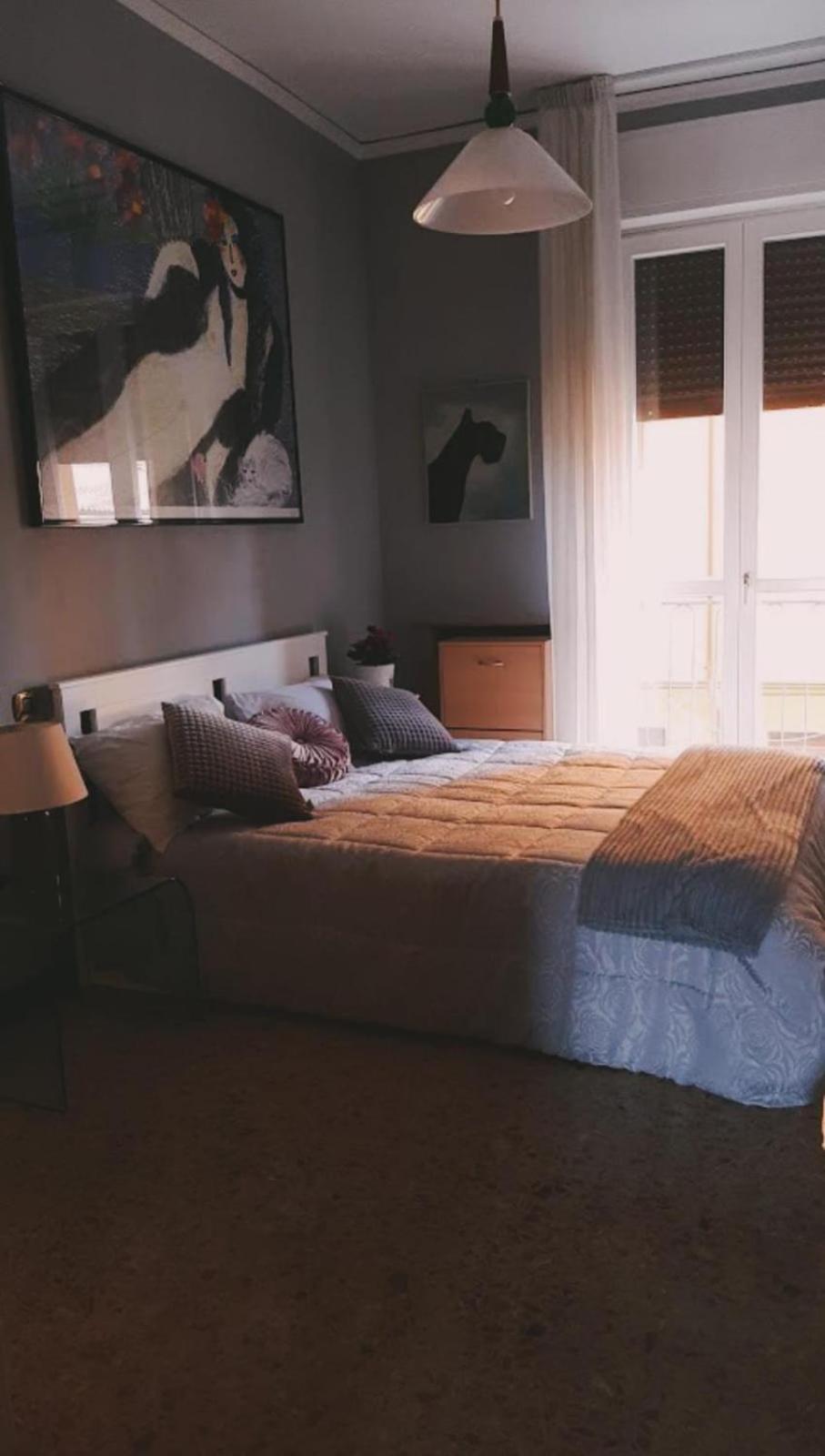Standard Double Room With Shared Bathroom