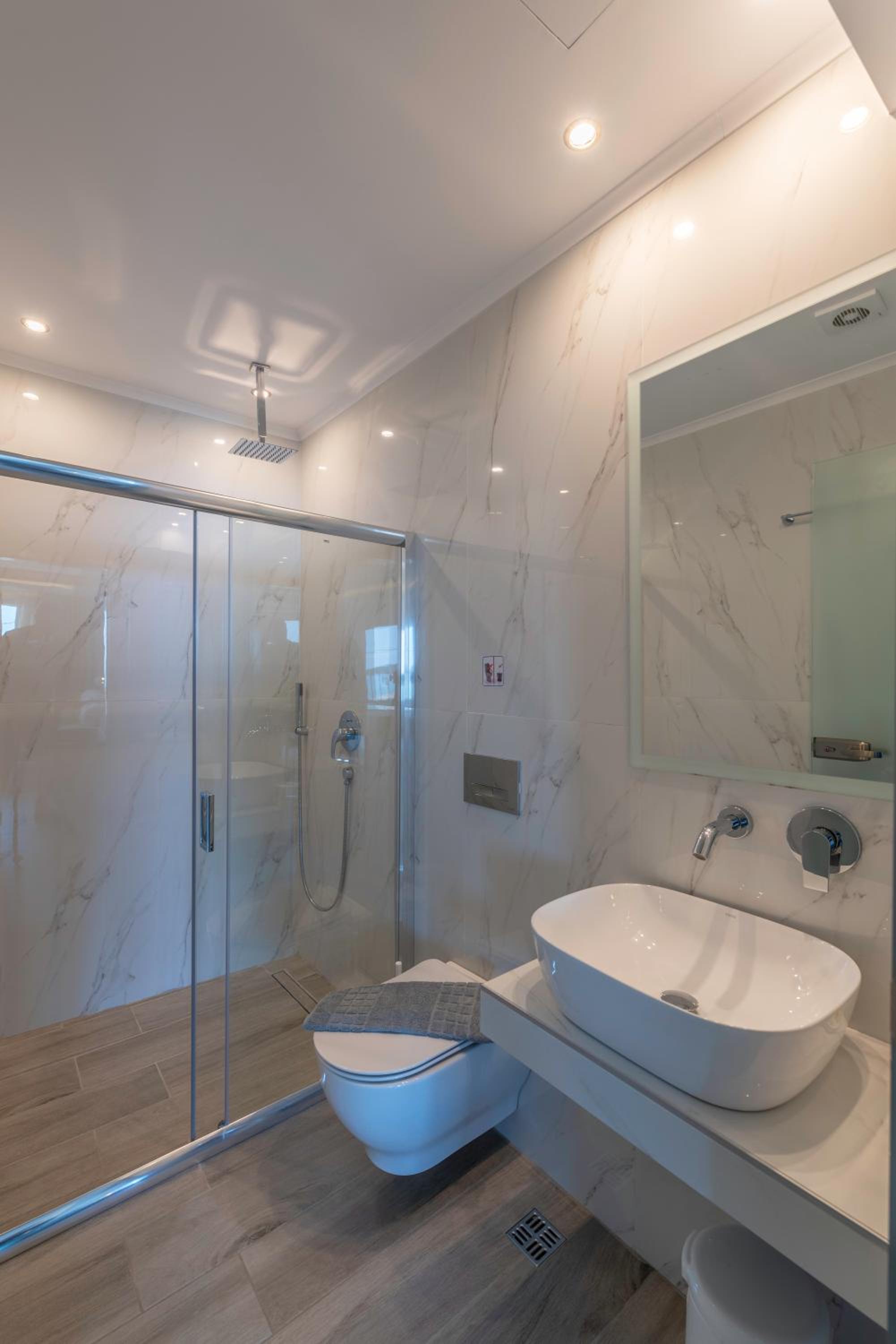 King Suite with Sea View photo 3