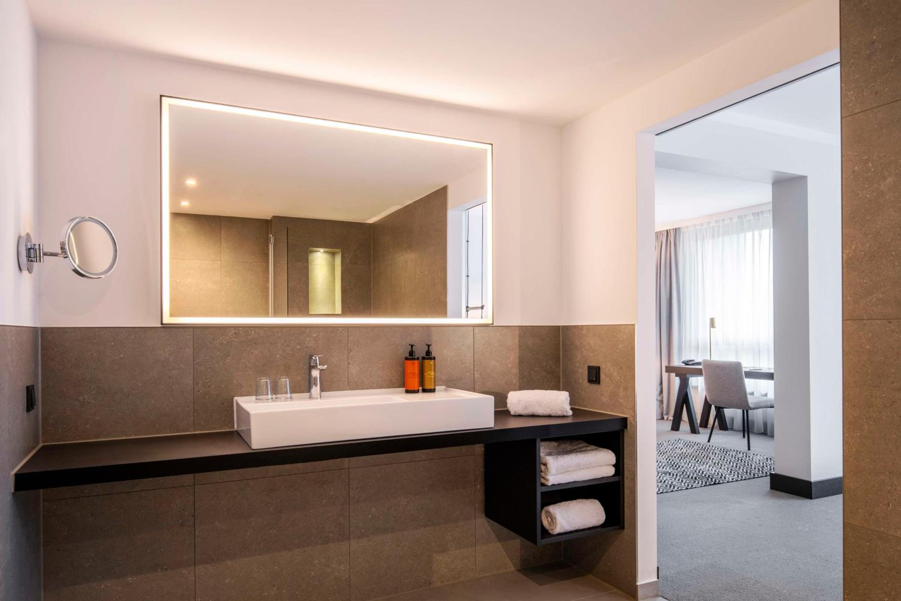 Junior Suite with Balcony