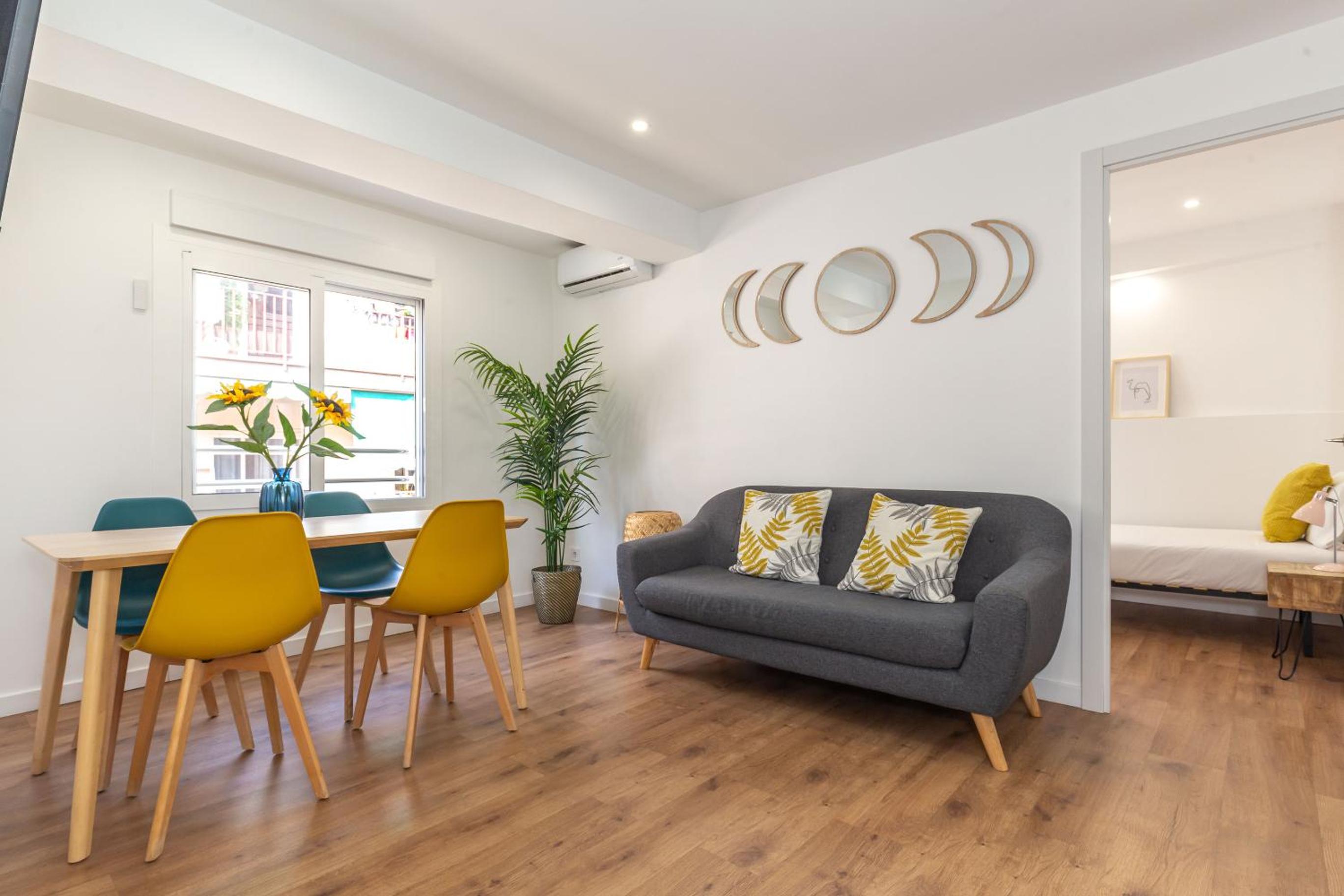 Apartamento con Balcón