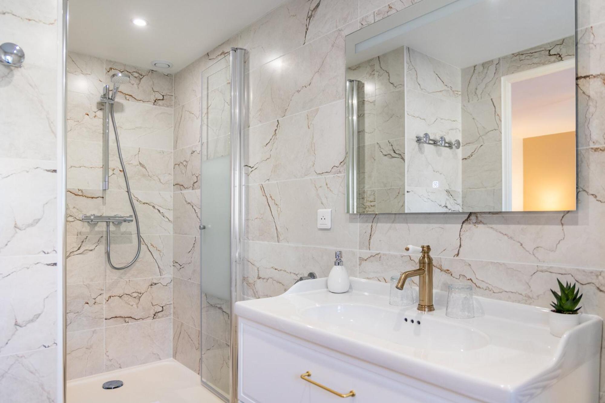 Superior Double Room - Photo 20