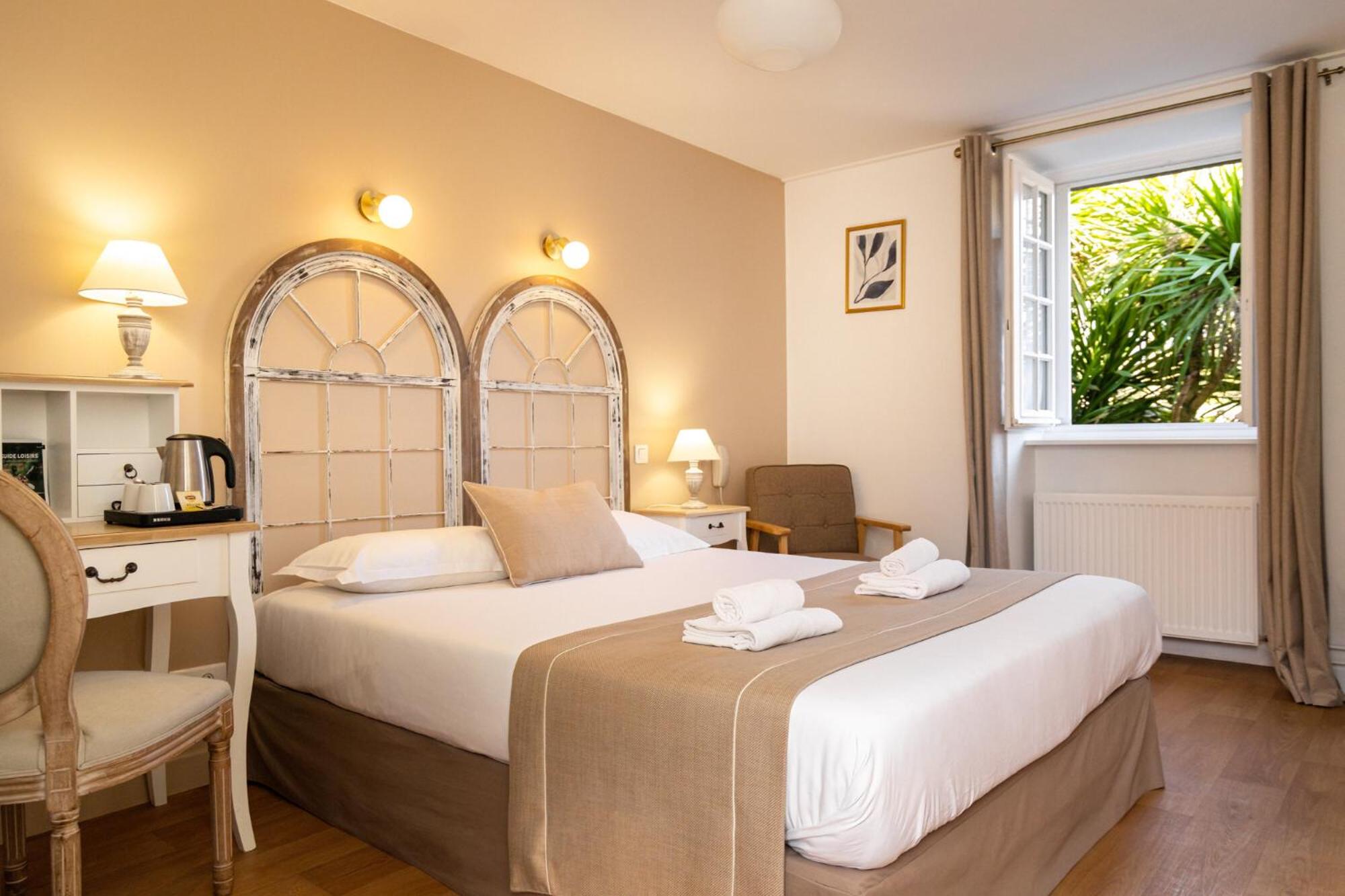 Superior Double Room - Photo 1