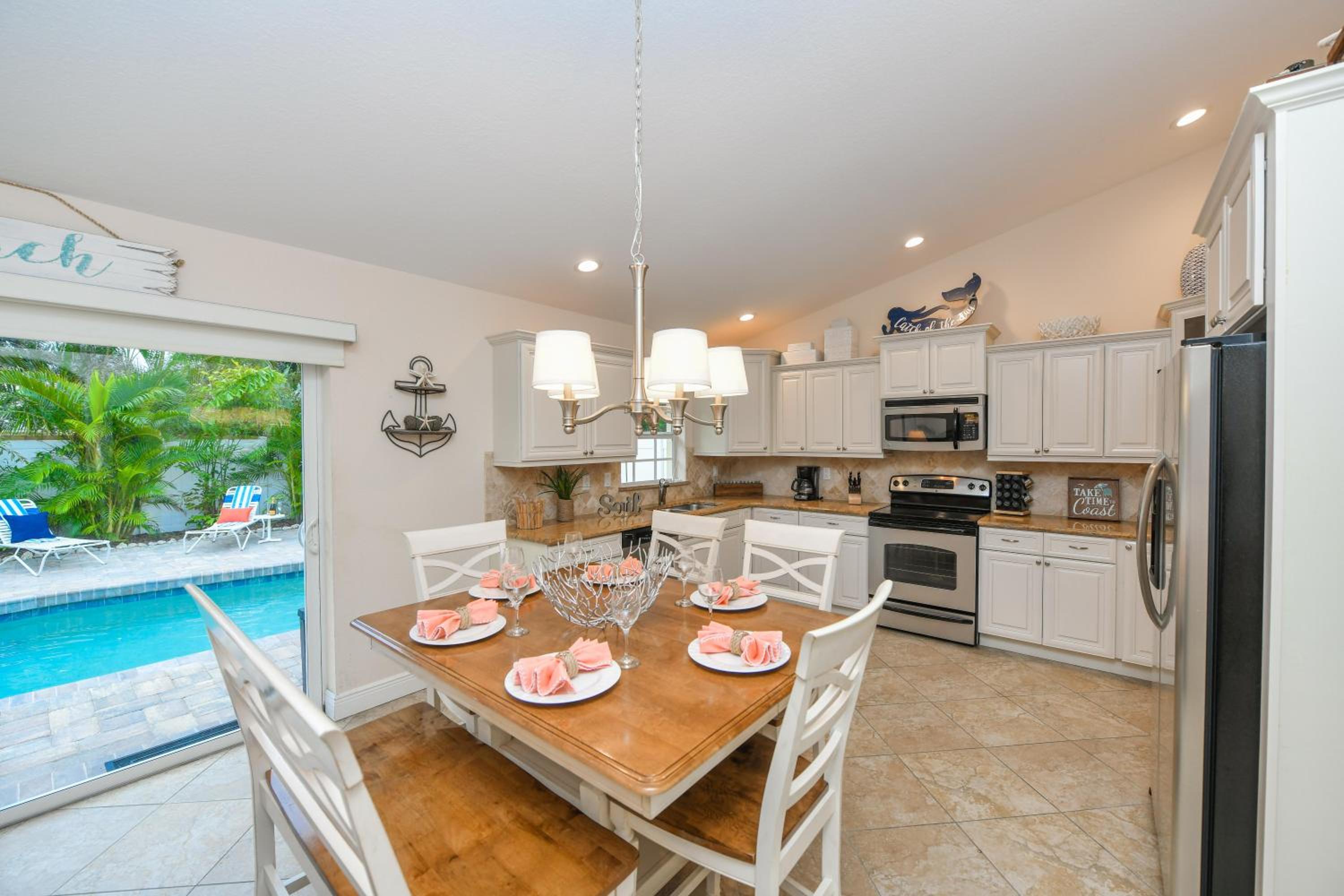 Three-Bedroom Vacation Home photo 2