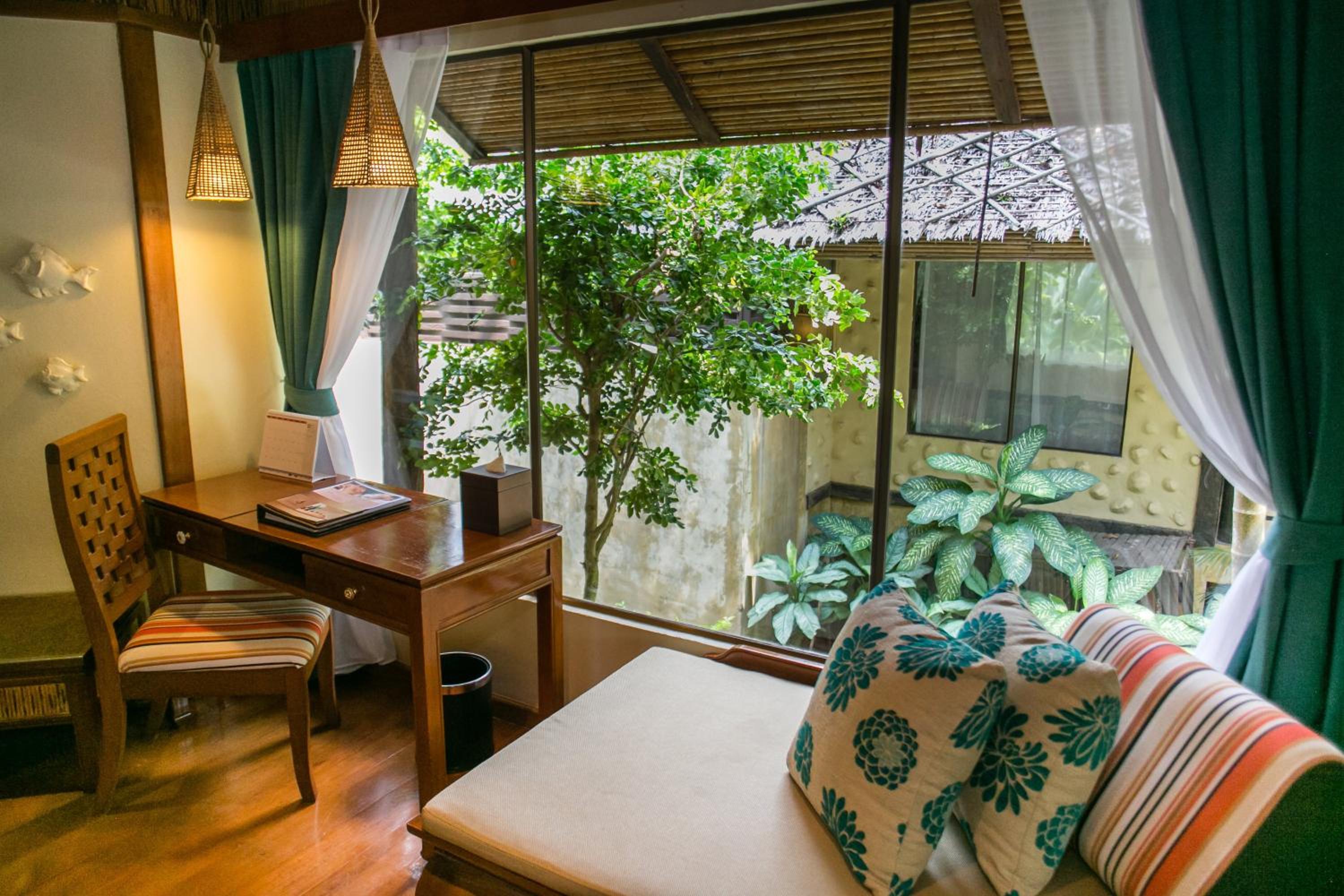 Deluxe Cabana - Photo 12