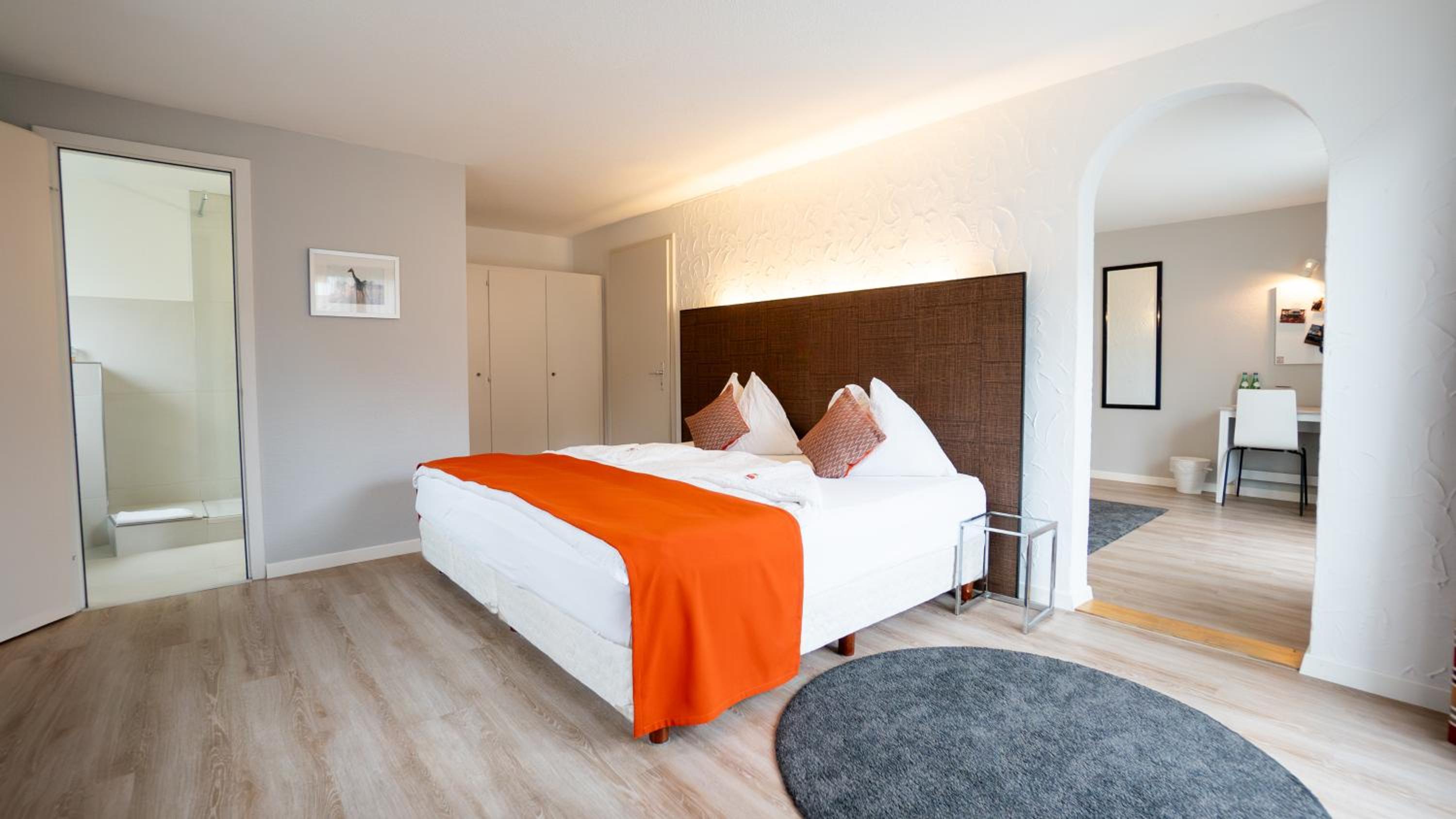 Double Room - Photo 7