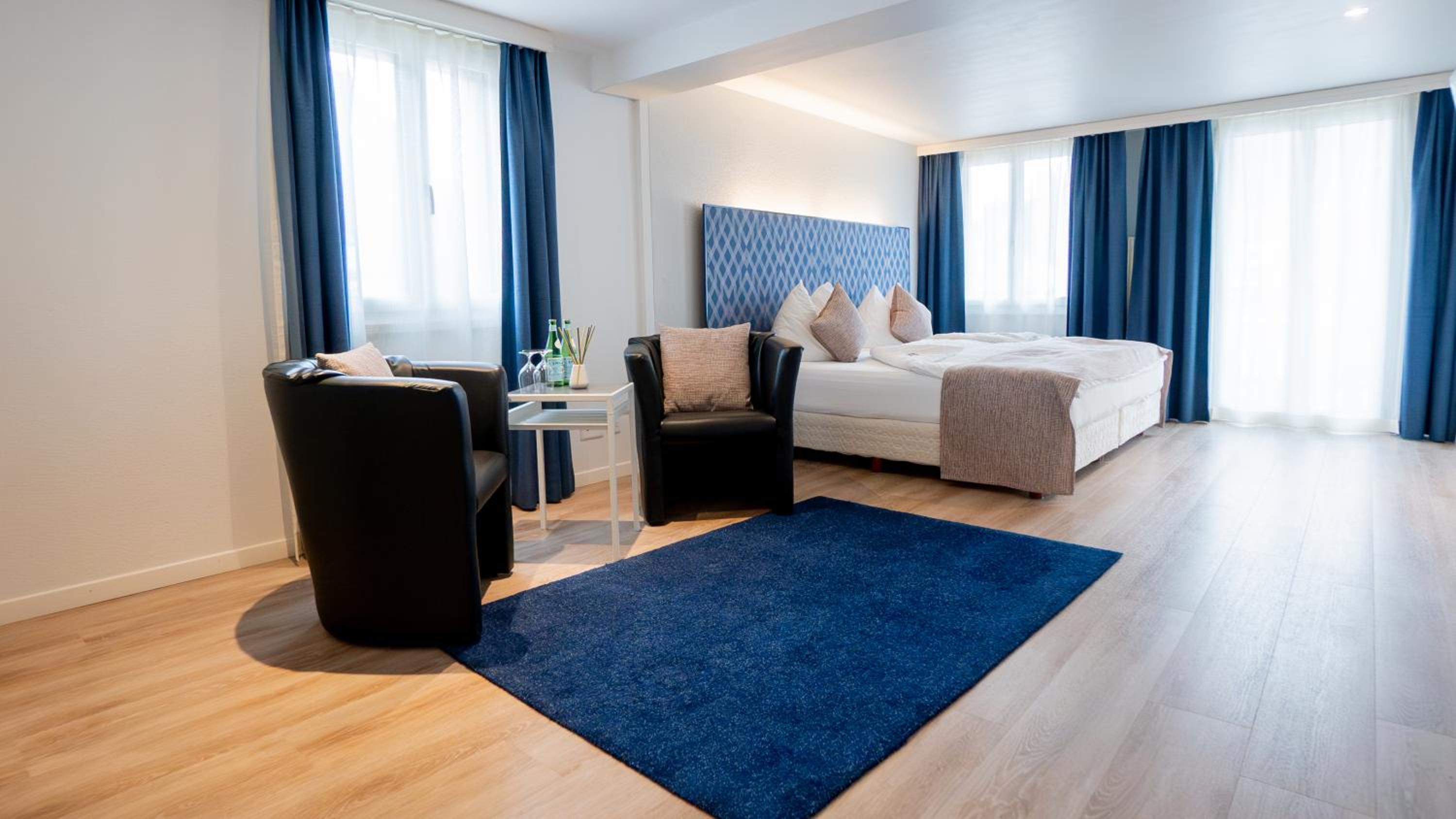 Double Room - Photo 11