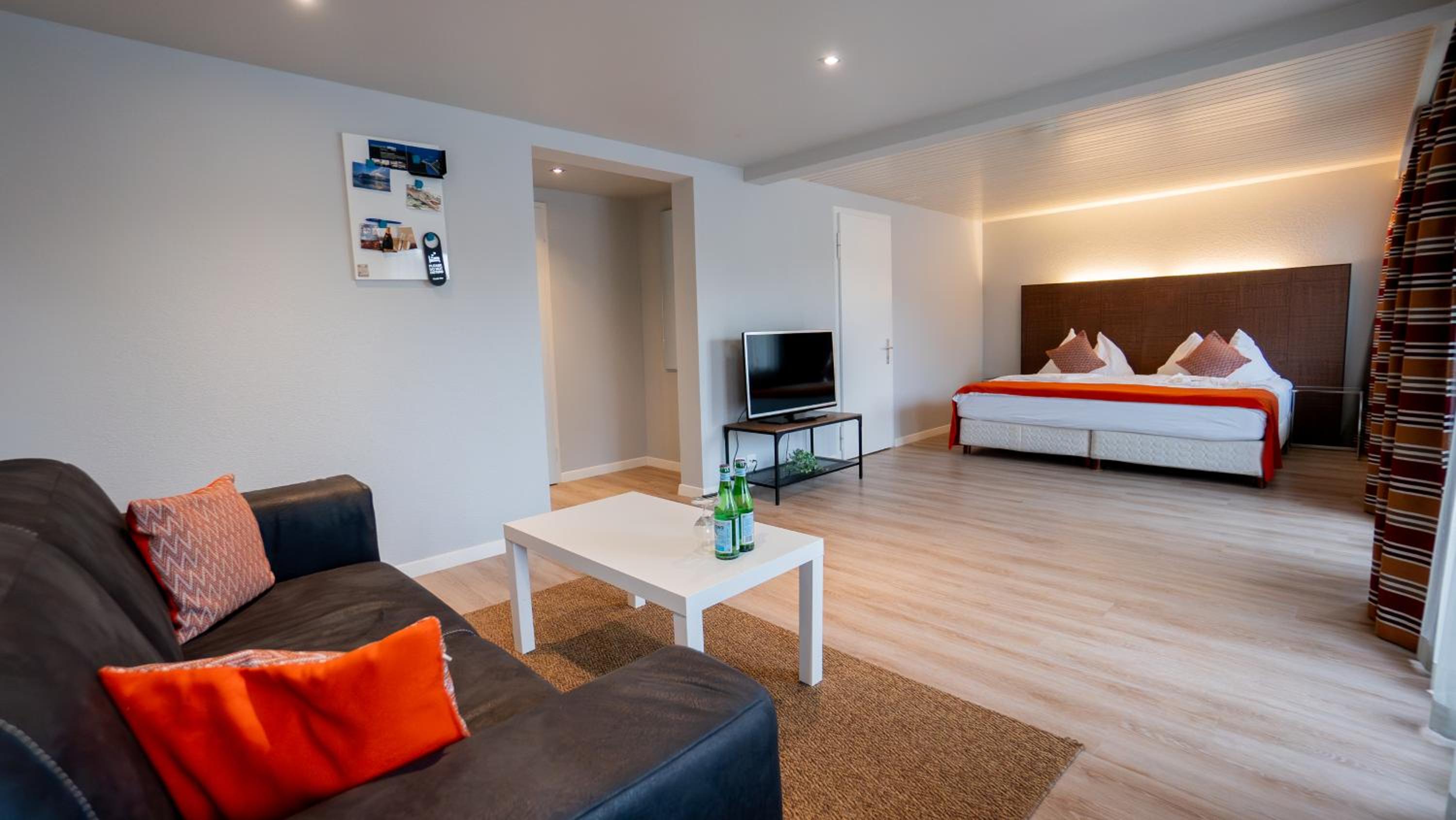 Double Room - Photo 5