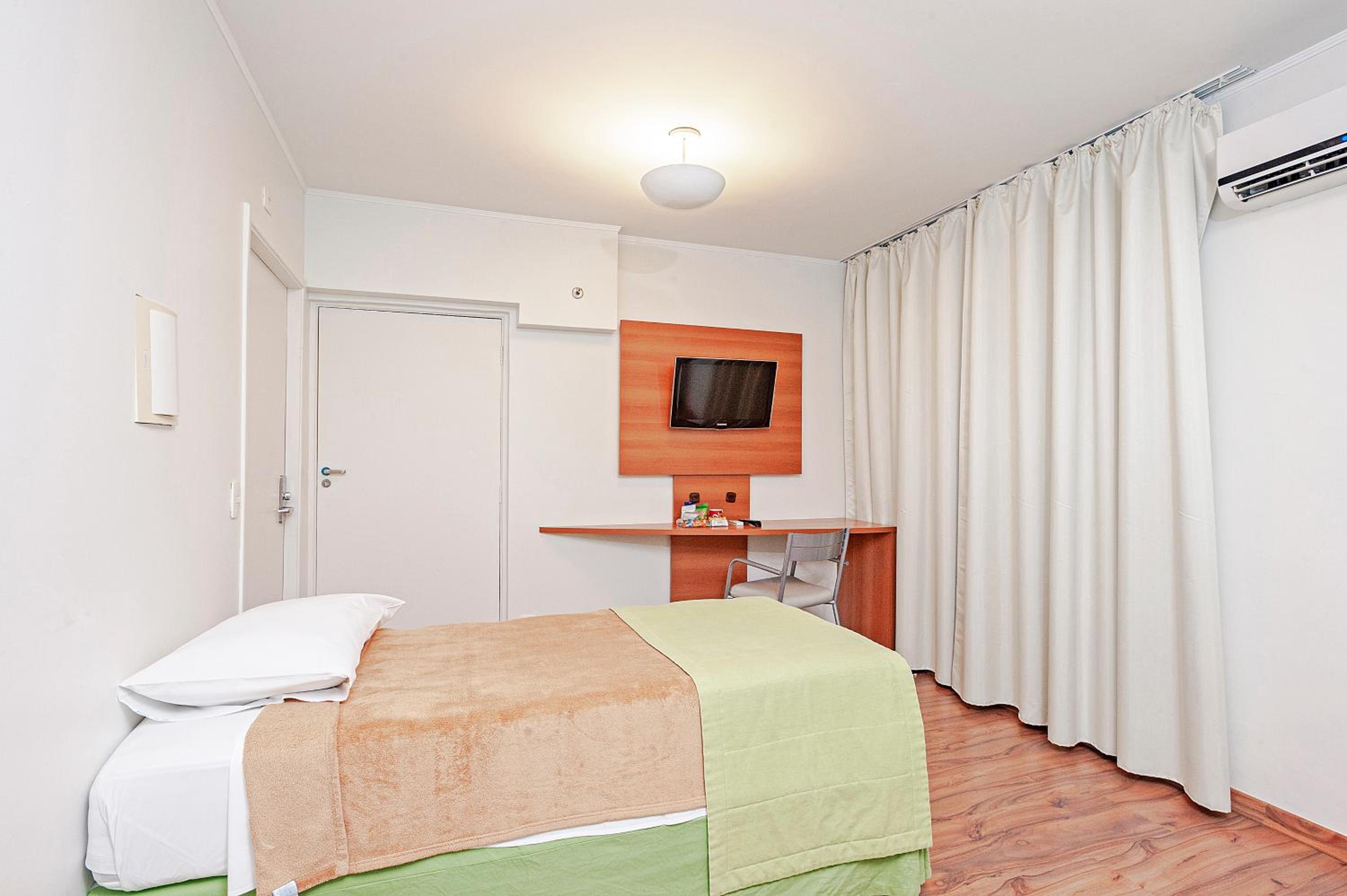 Double Room - Disability Access - Photo 3