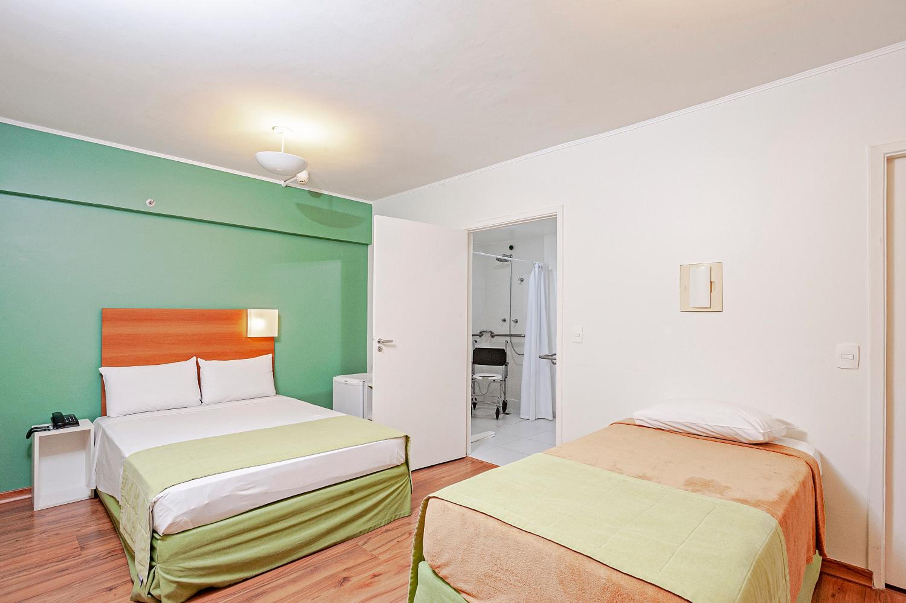 Double Room - Disability Access - Photo 5