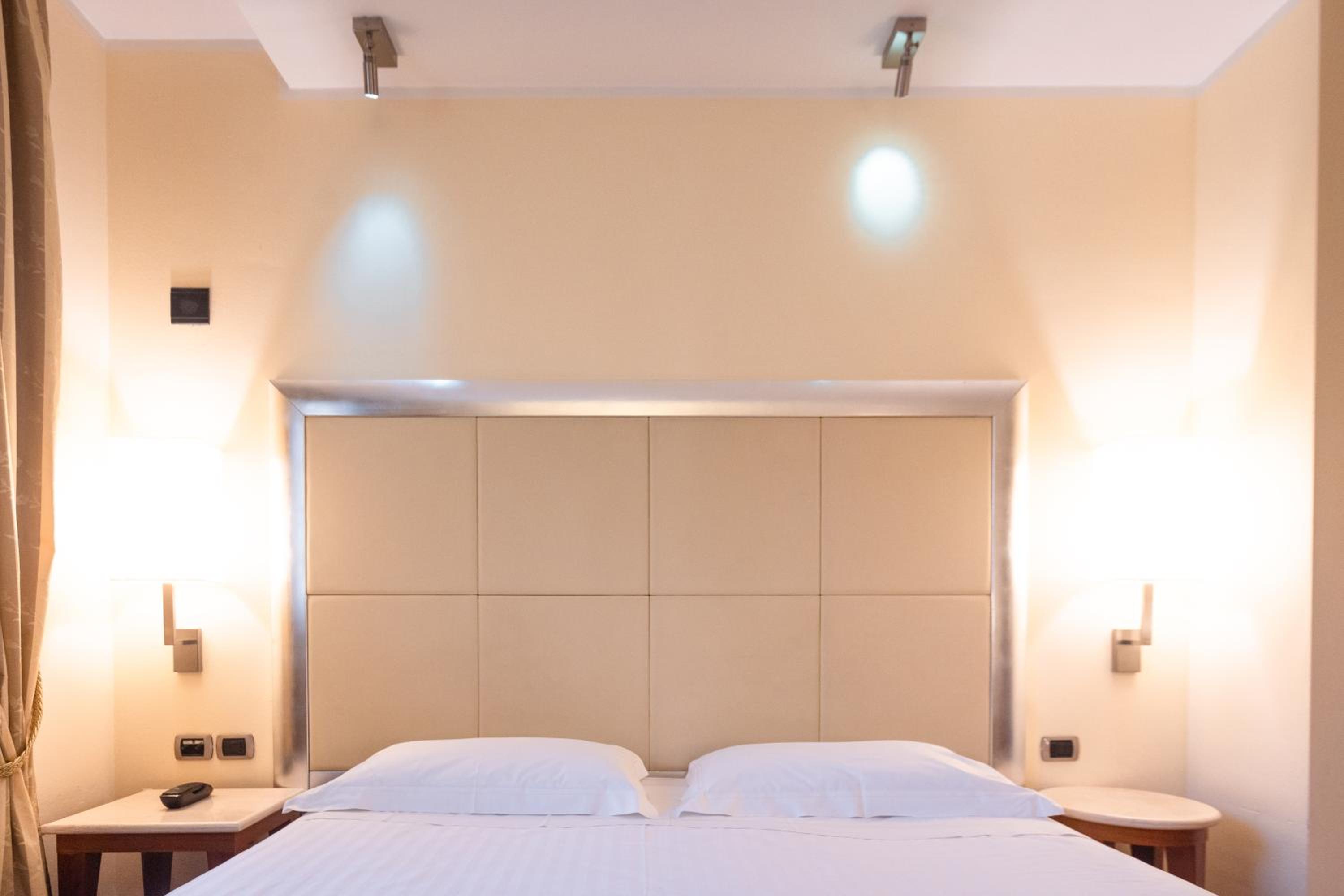 Superior Double or Twin Room photo 3